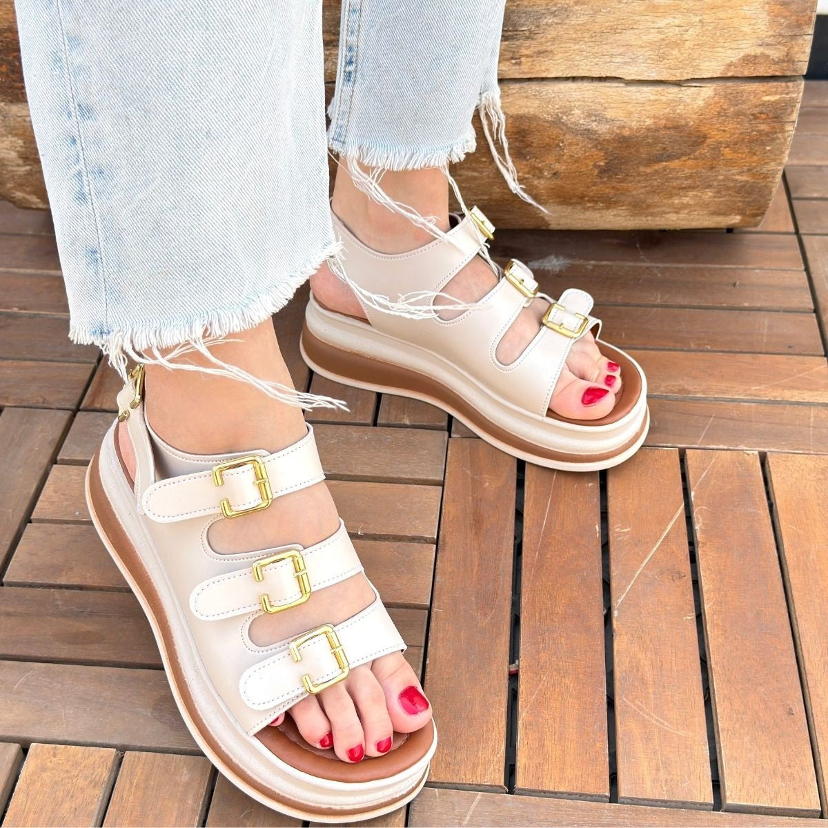 Jatay Bej Cilt Sandalet