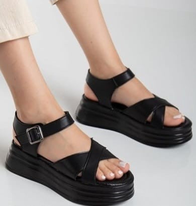 Sibna Siyah Cilt Kemerli Sandalet
