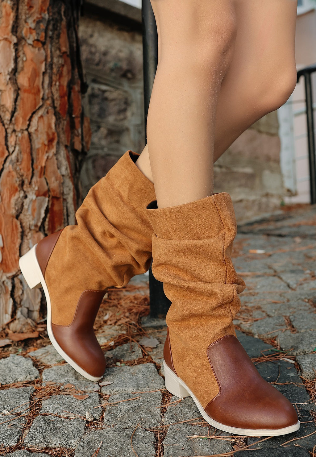 Ботинки Jolin Tan Skin Suede с отделкой