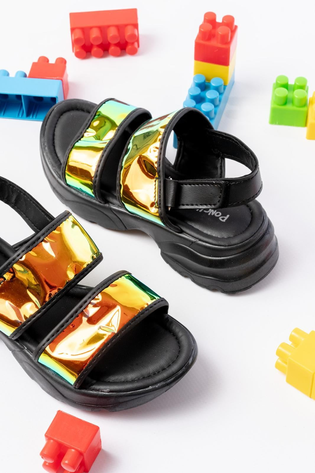 Сандалии Mendo Black Skin с голографическим эффектом