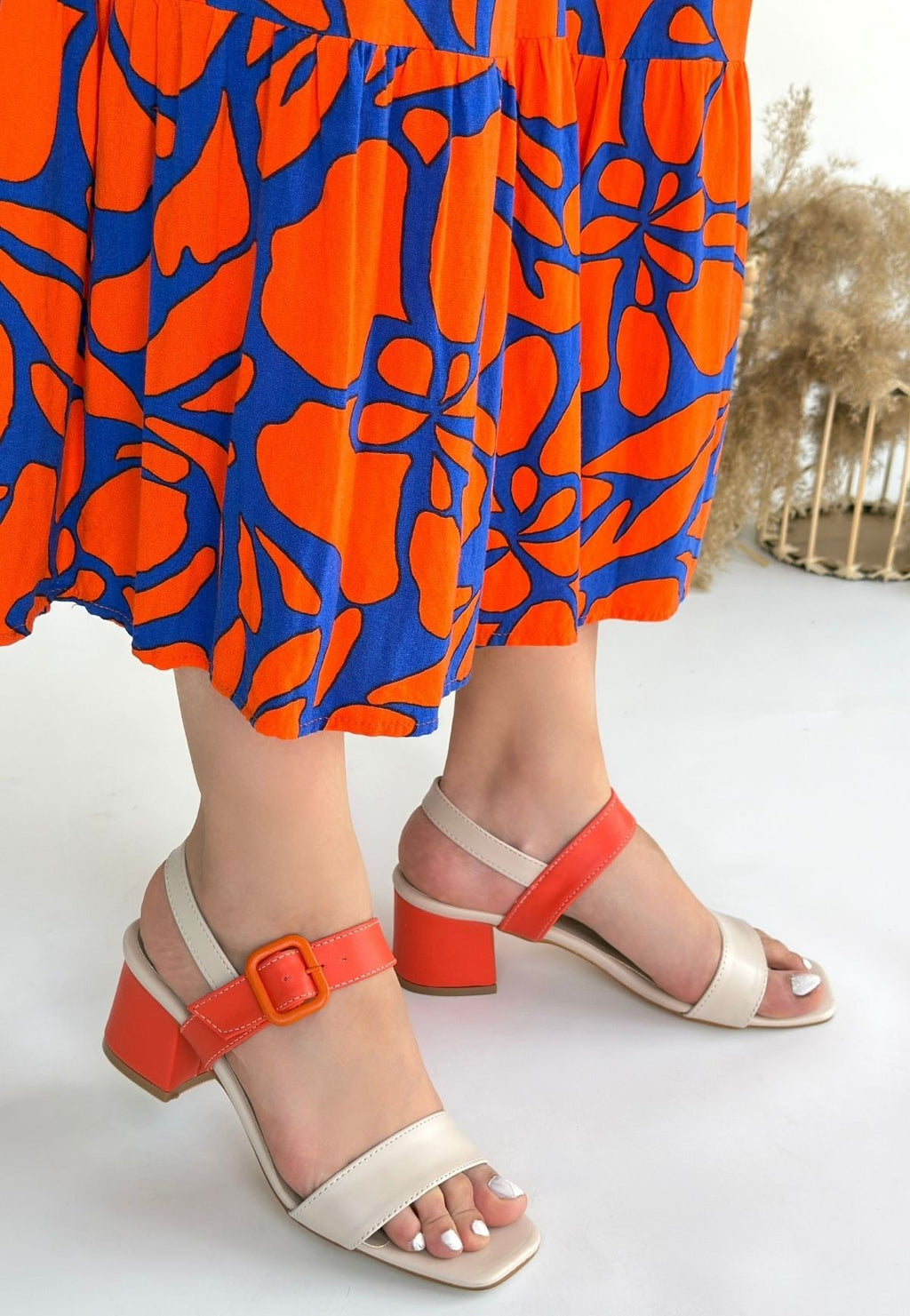 Yıl Bej Cilt Turuncu Detaylı Turuncu Topuklu Topuklu Ayakkabı