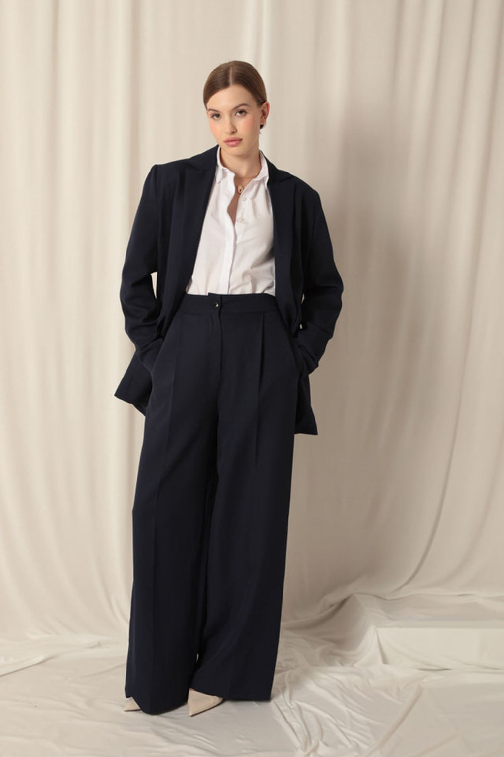 Женские синие брюки палаццо из ткани атлас