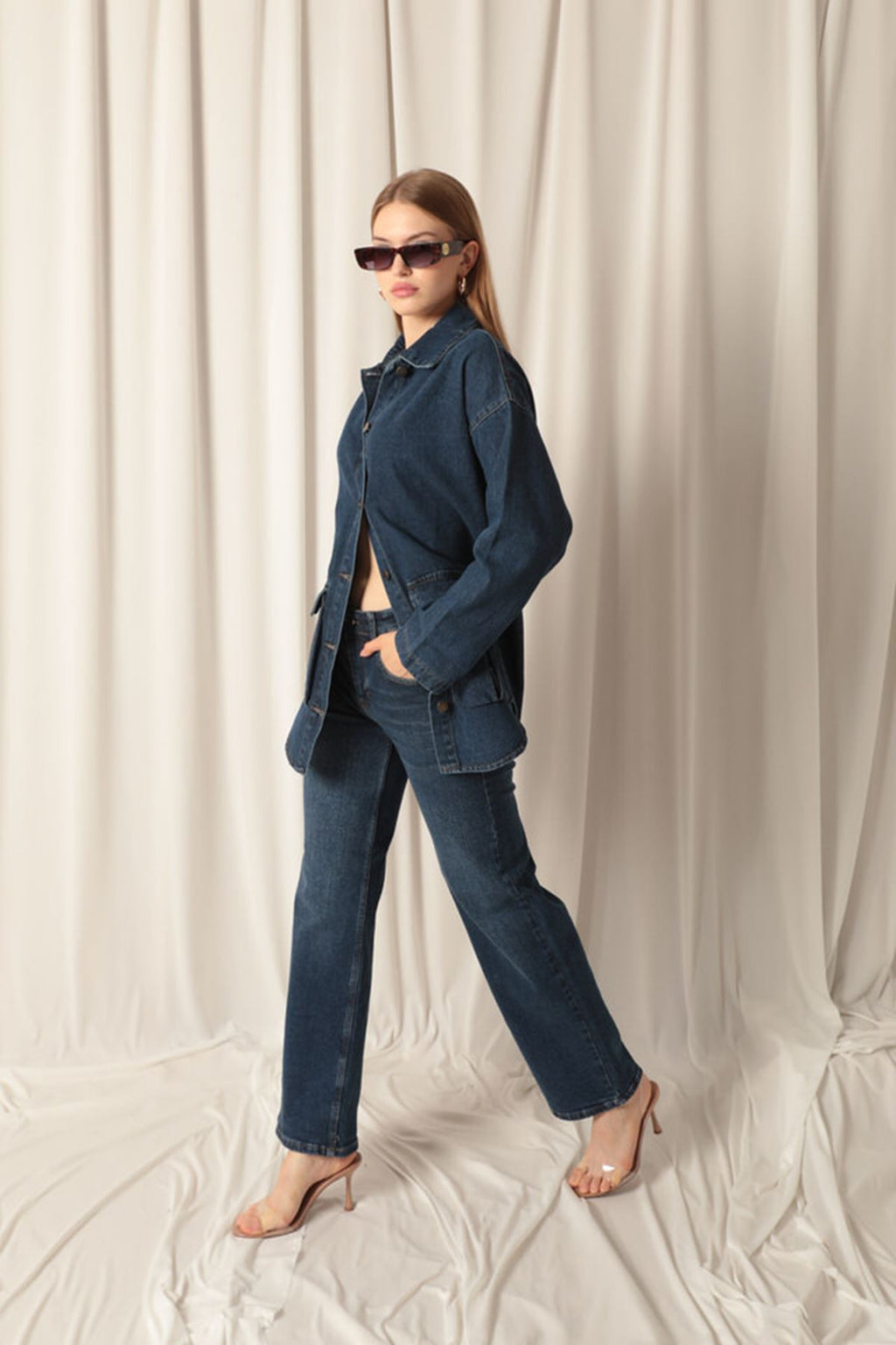 Denim Kumaş Geniş Paça Kadın Lacivert Kot Pantolon
