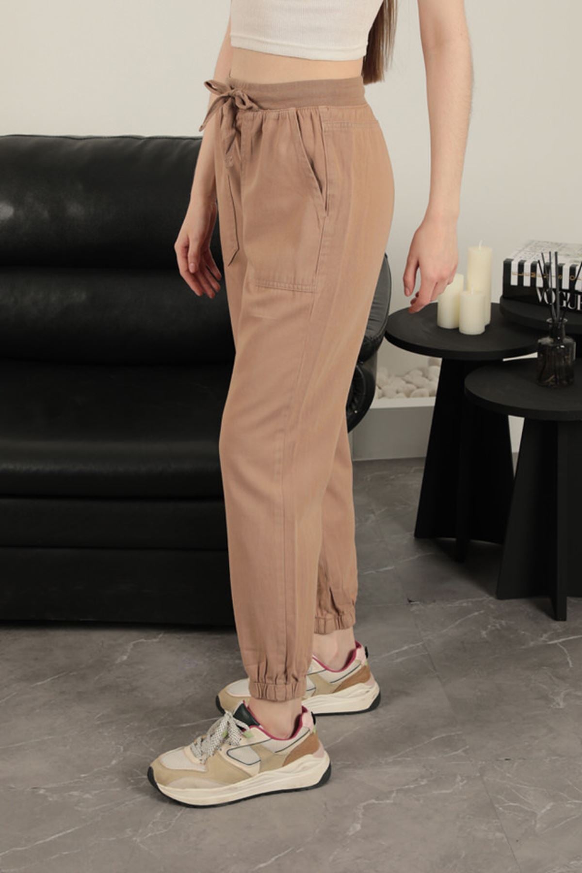 Gabardin Kumaş Paçası Lastikli Kadın Pantolon-Camel
