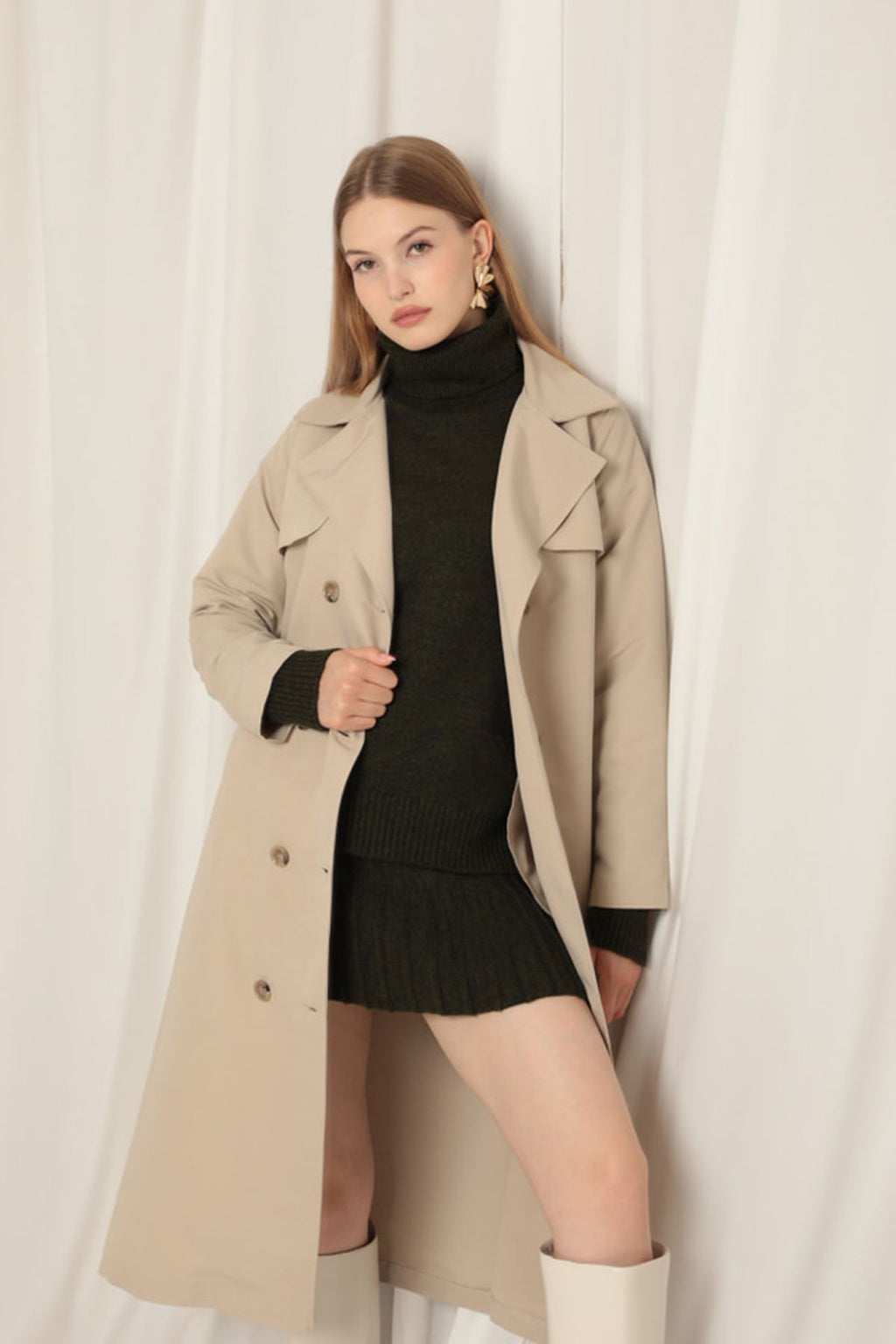 Torino Kumaşın Gelişmekte Olan Maxi Boy Kadın Taş Trençkot