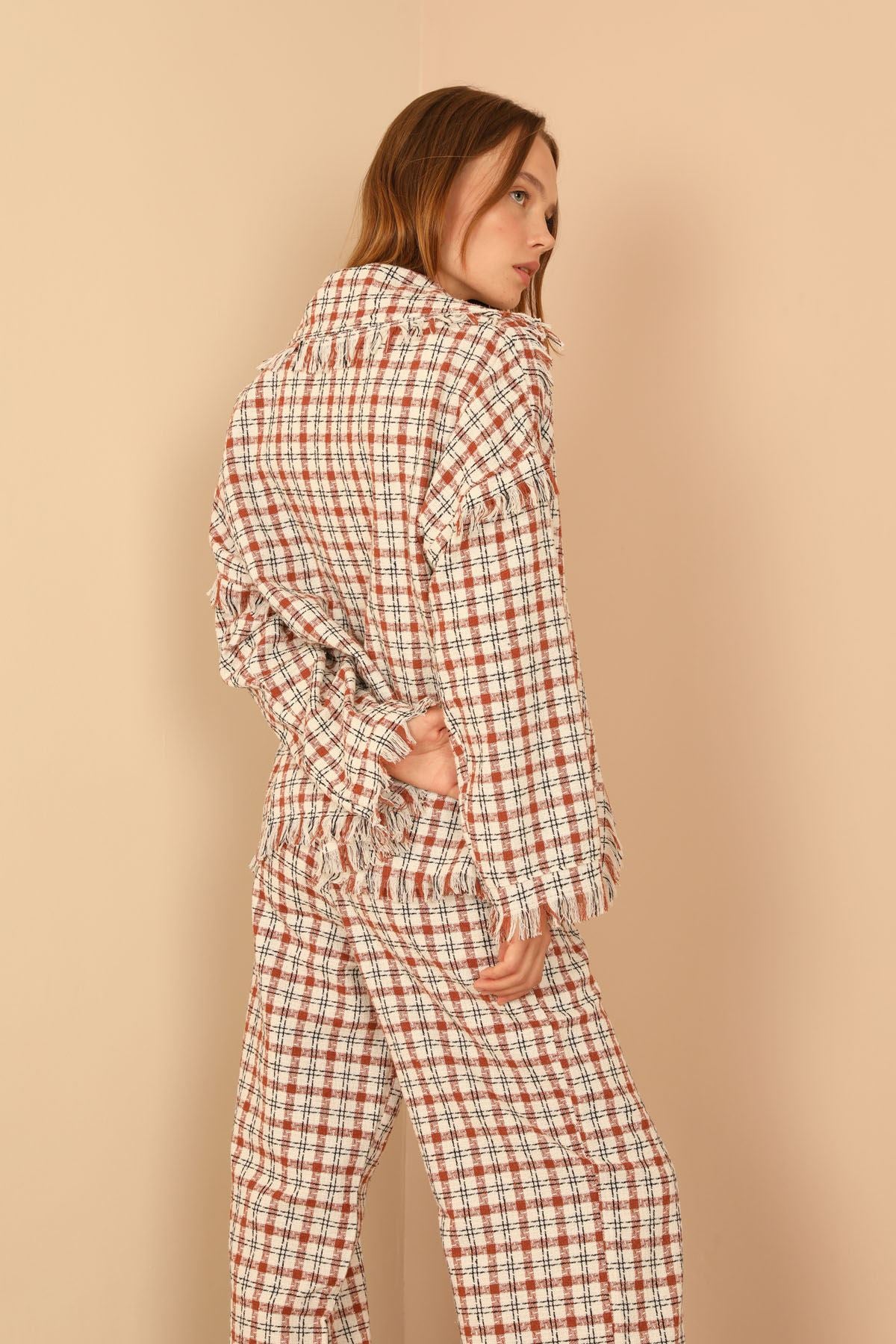 Tüvit Kumaş Uzun Kol Basen Boy Bol Kalıp Kadın Ceket-Taba