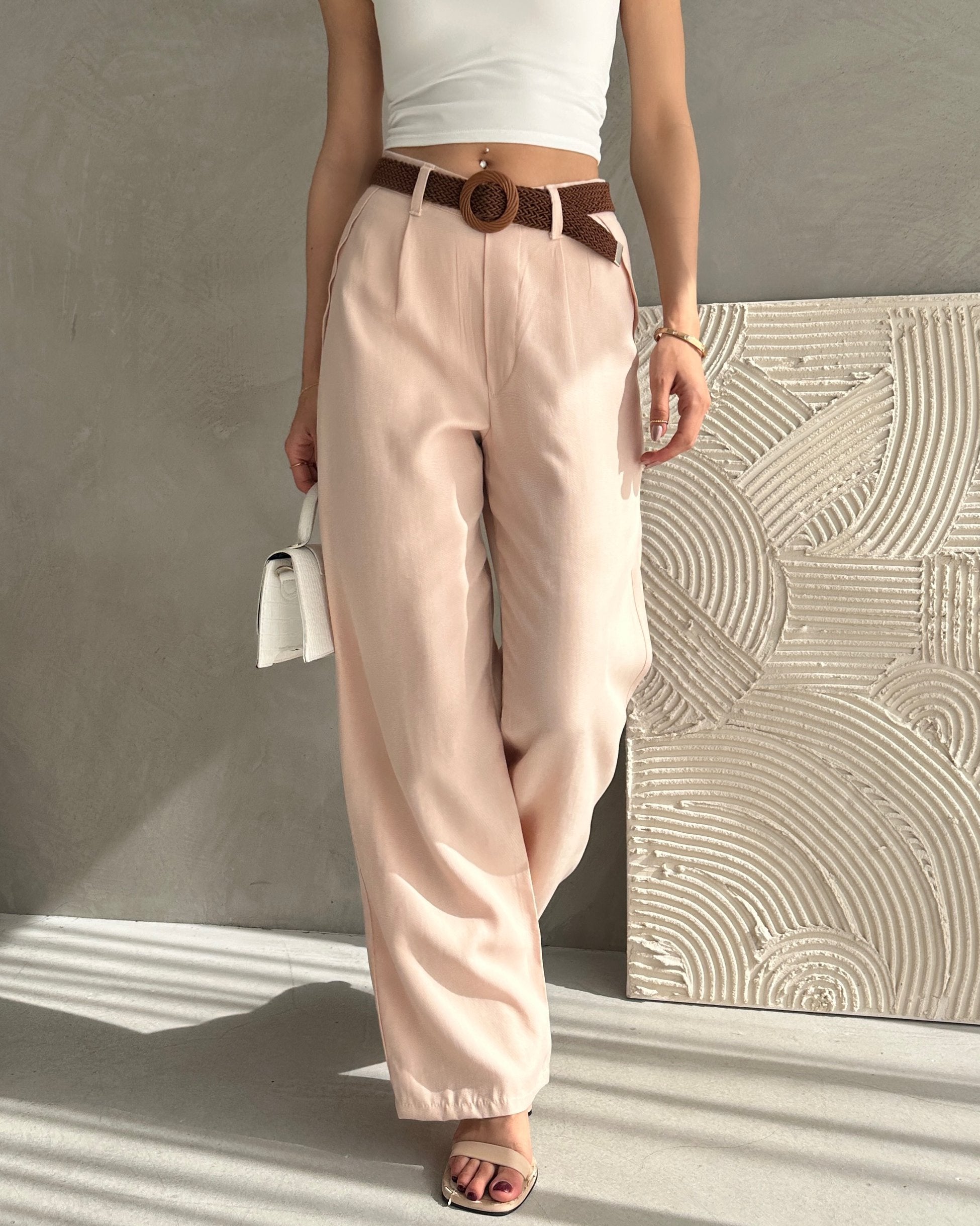 Beli Kemerli Keten Pantolon