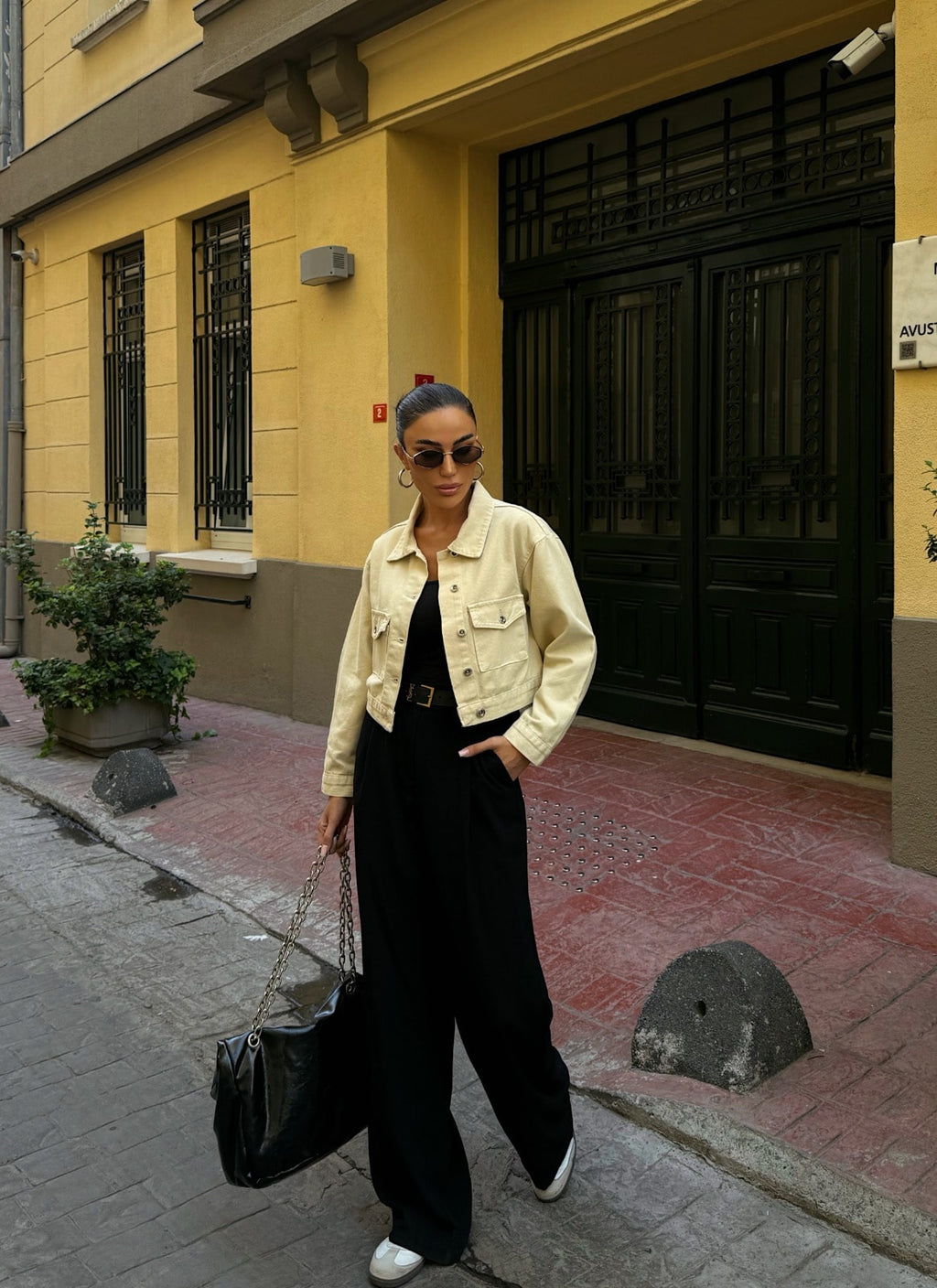 Çift Cep Denim Crop Ceket