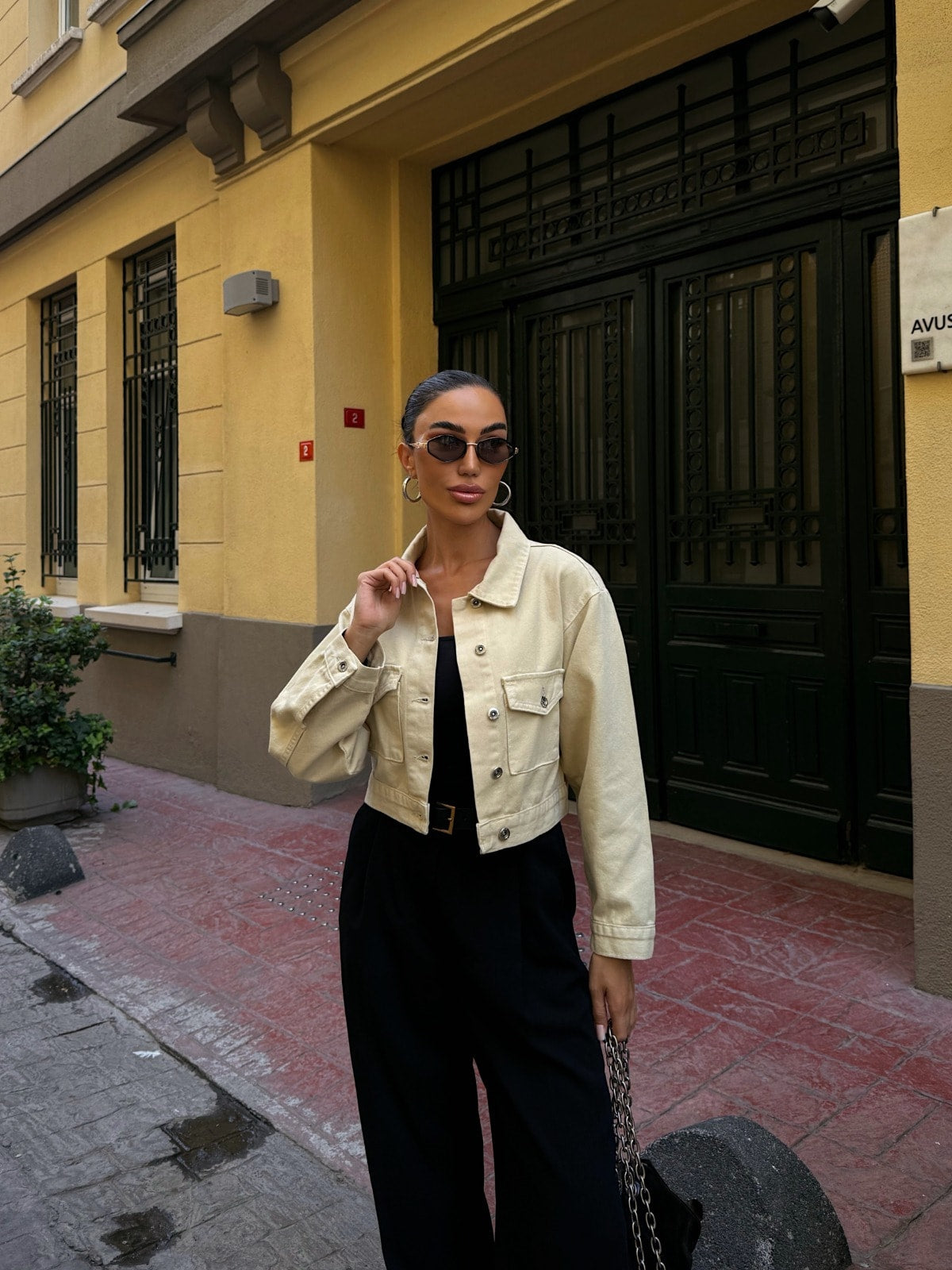 Çift Cep Denim Crop Ceket