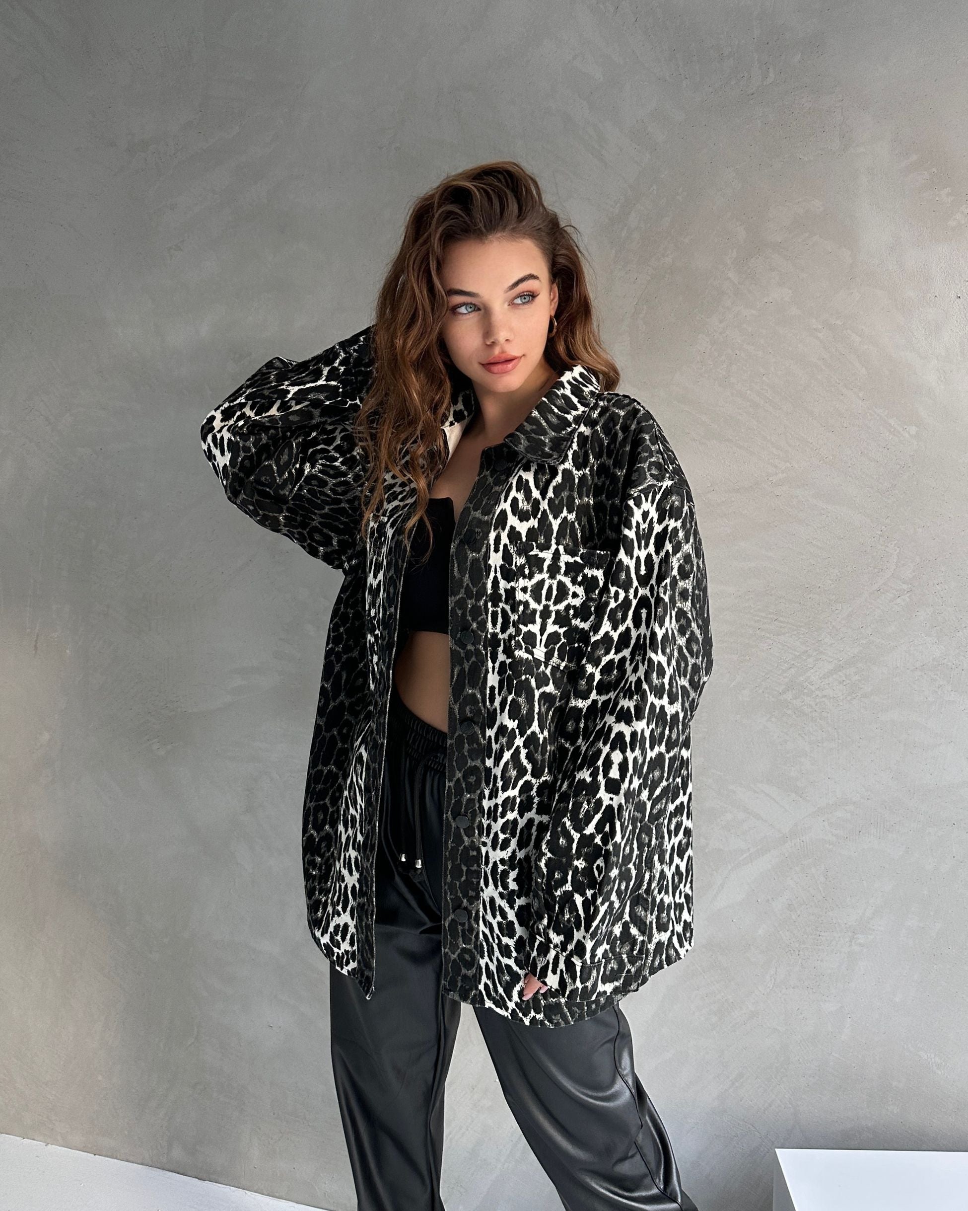 Leopar Desen Çift Cep Oversize Denim Gömlek Ceket