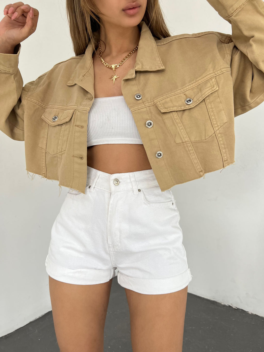 Çift Cepli Yıkamalı Crop Denim Ceket