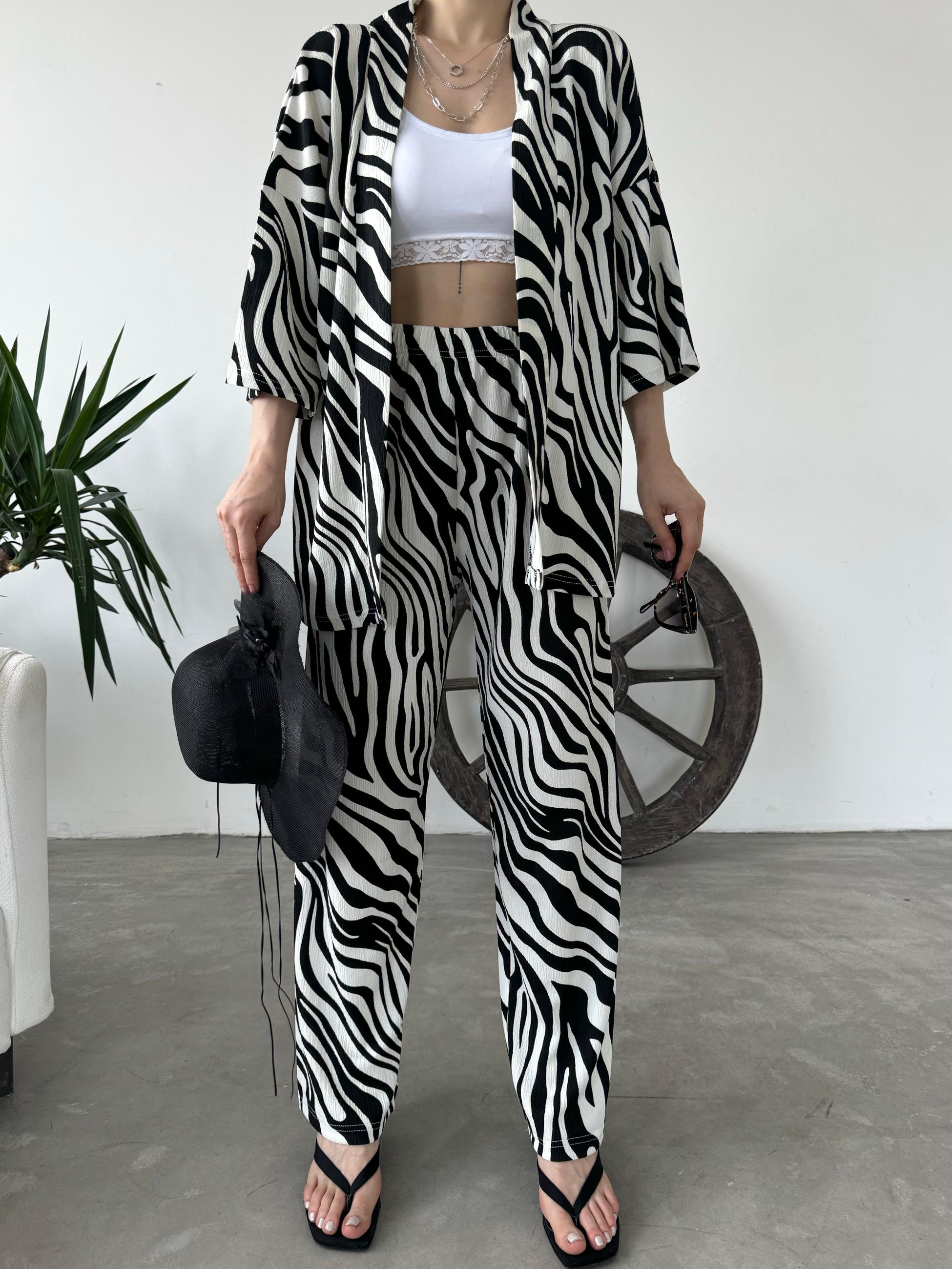 Desenli Kimono Ve Pantolon İkili Takım