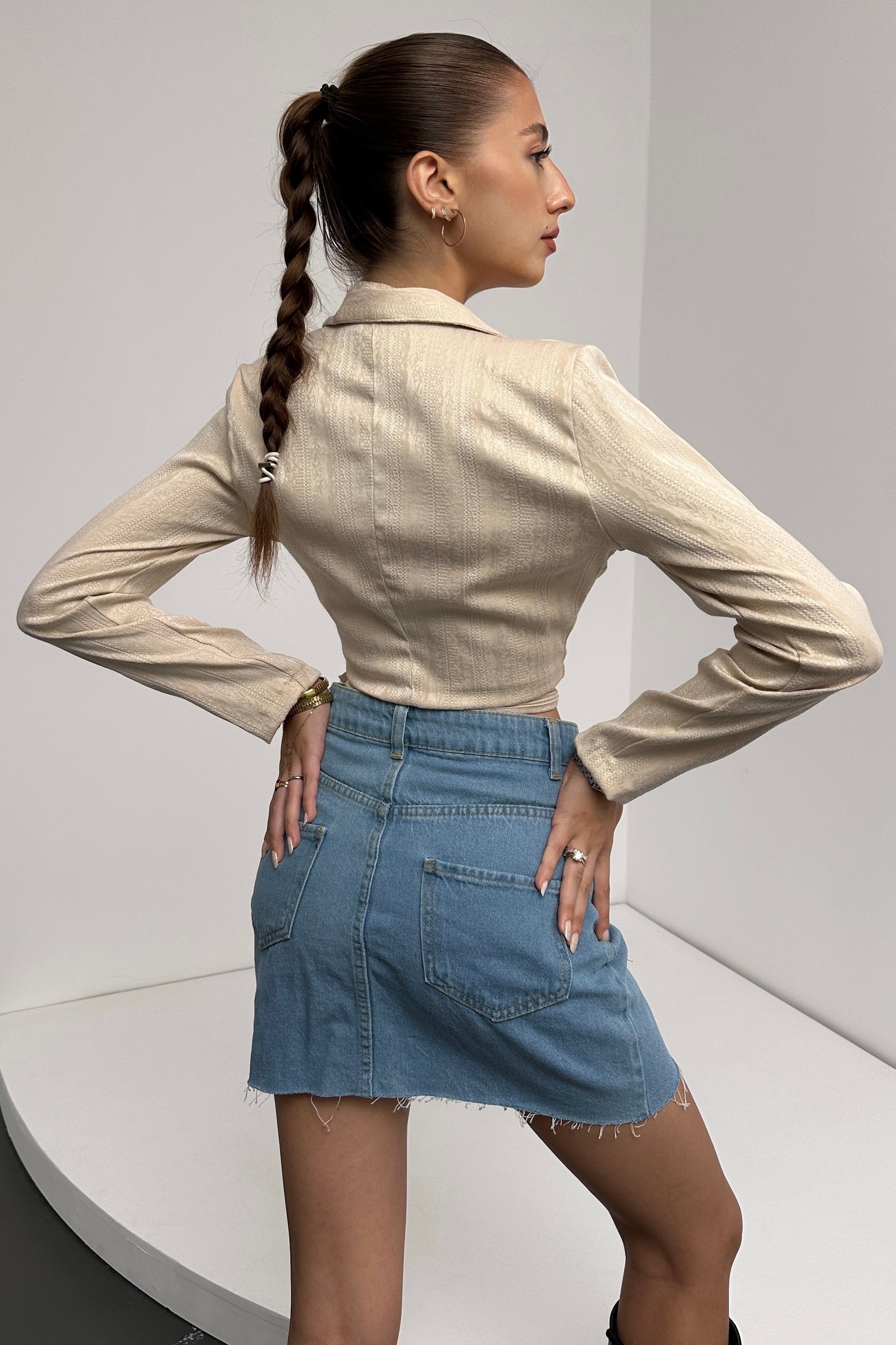 Gömlek Yaka Beli Bağlamalı Crop Bluz