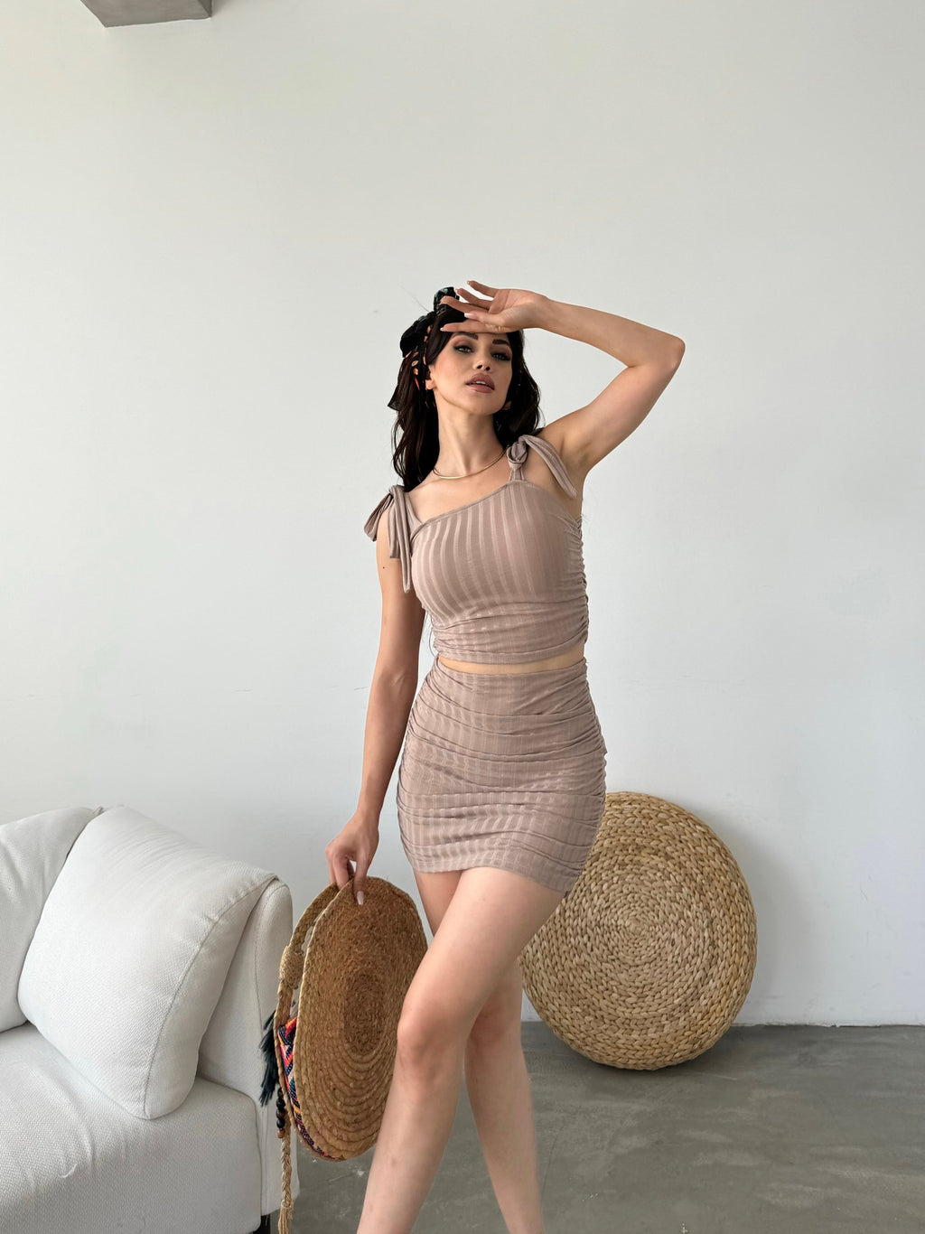 Bağcık Detaylı Crop Bluz Ve Etek İkili Takım