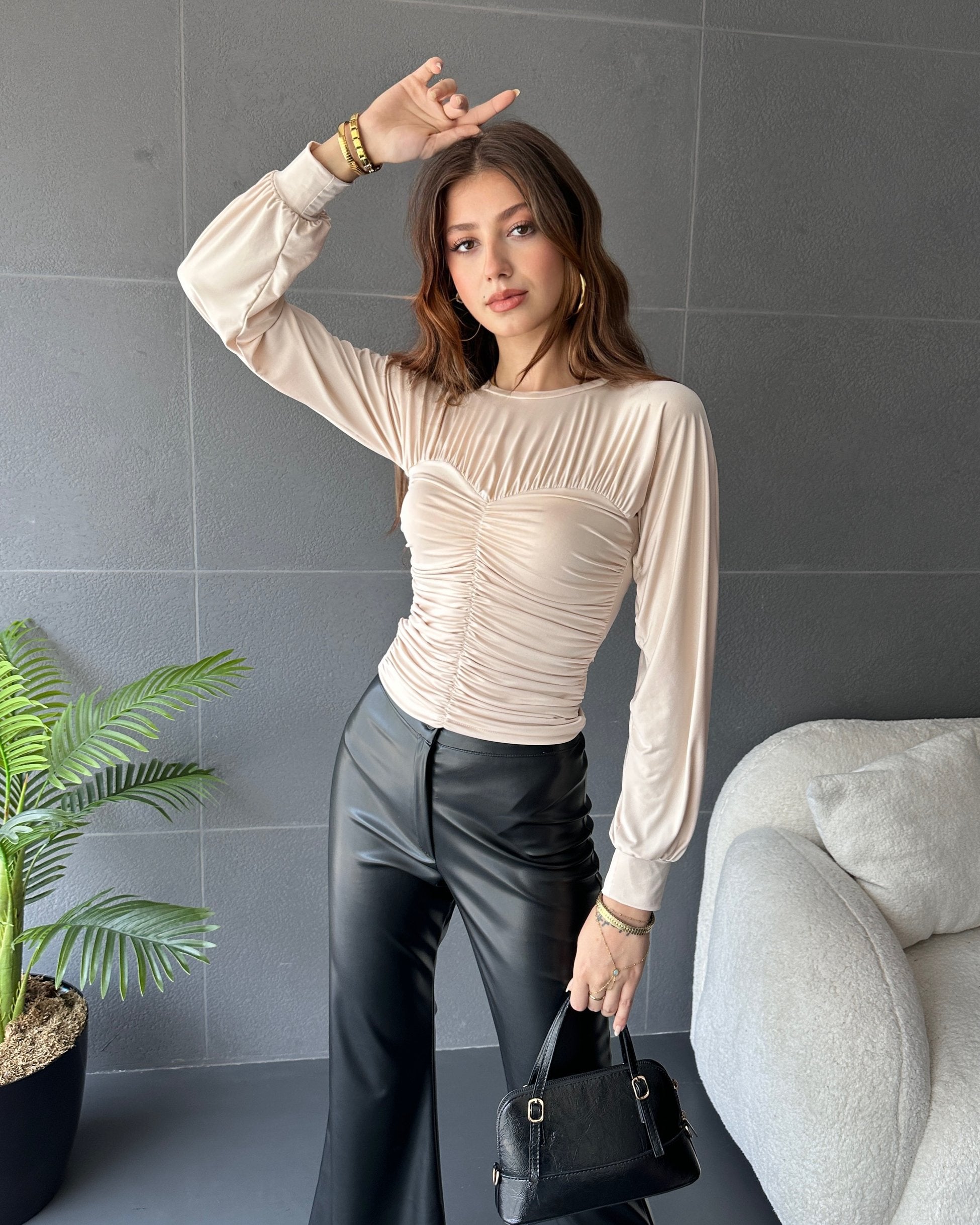 Bisiklet Yaka Drape Detaylı Bluz