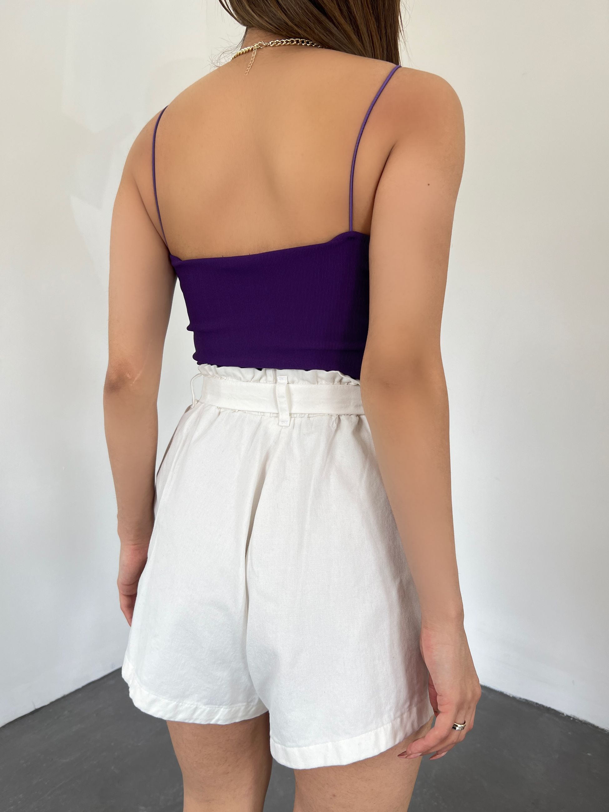 Rahat Kesim Beli Büzgülü Cepli Şort