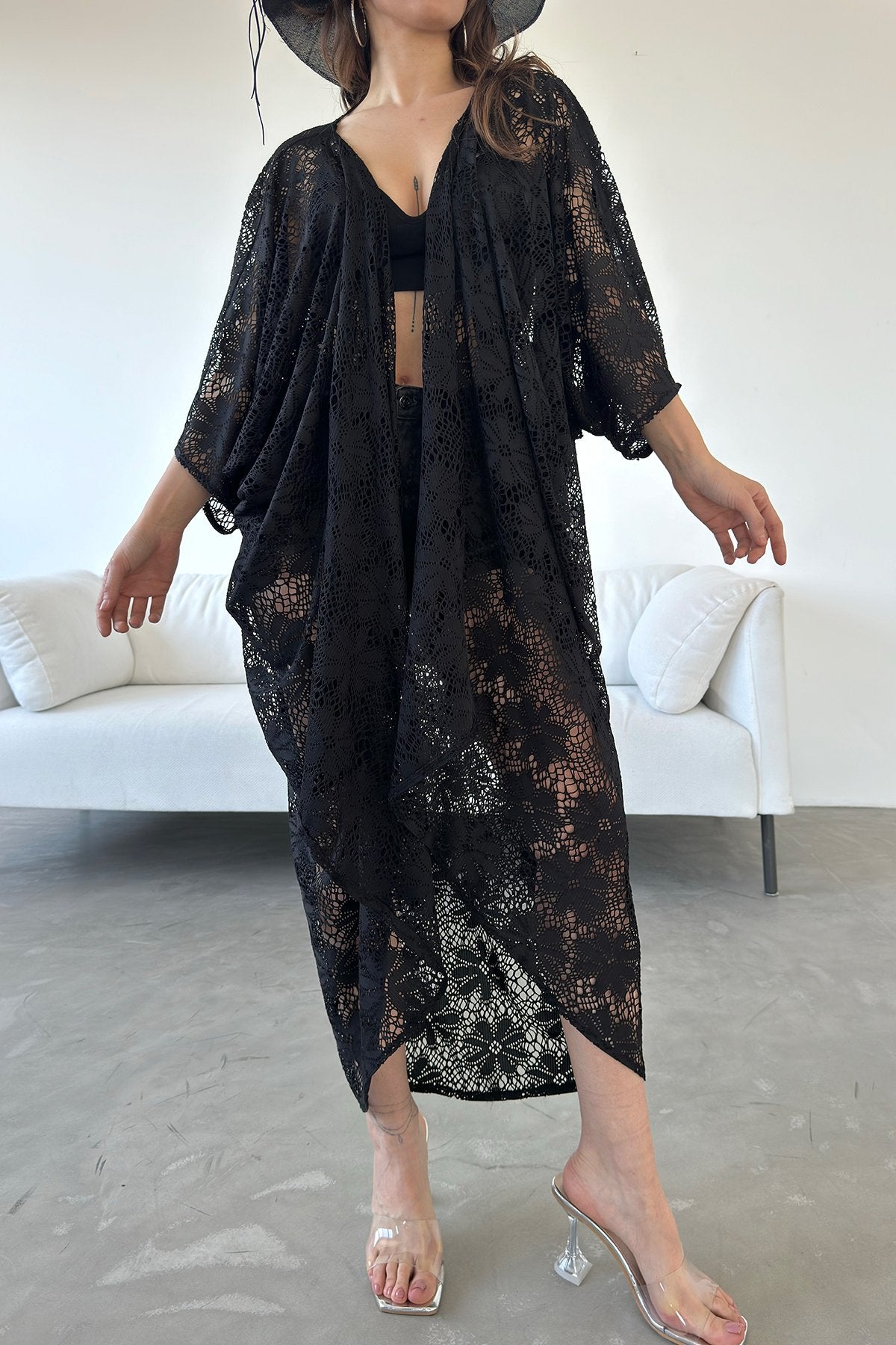 Çicek Desenli Uzun Güpür Kimono