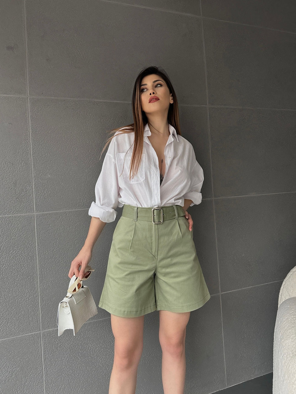 Kuş Gözü Kemerli Geniş Paçalı Mom Şort