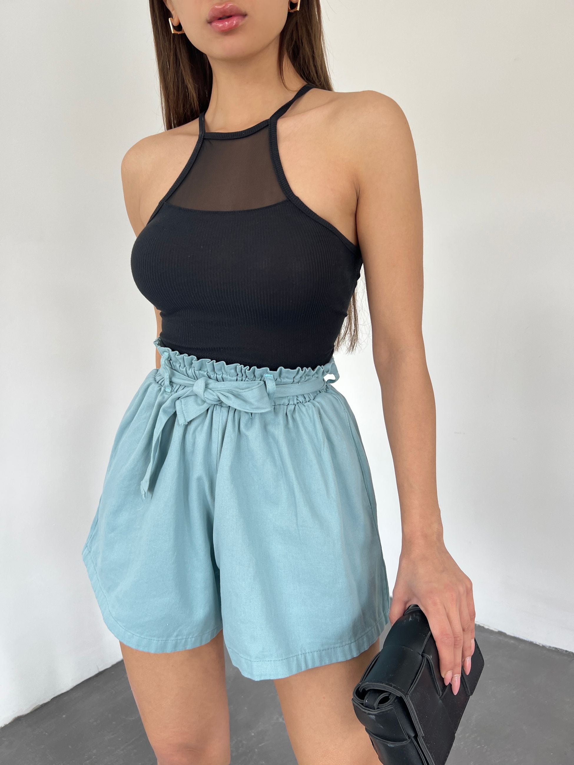 Rahat Kesim Beli Büzgülü Cepli Şort