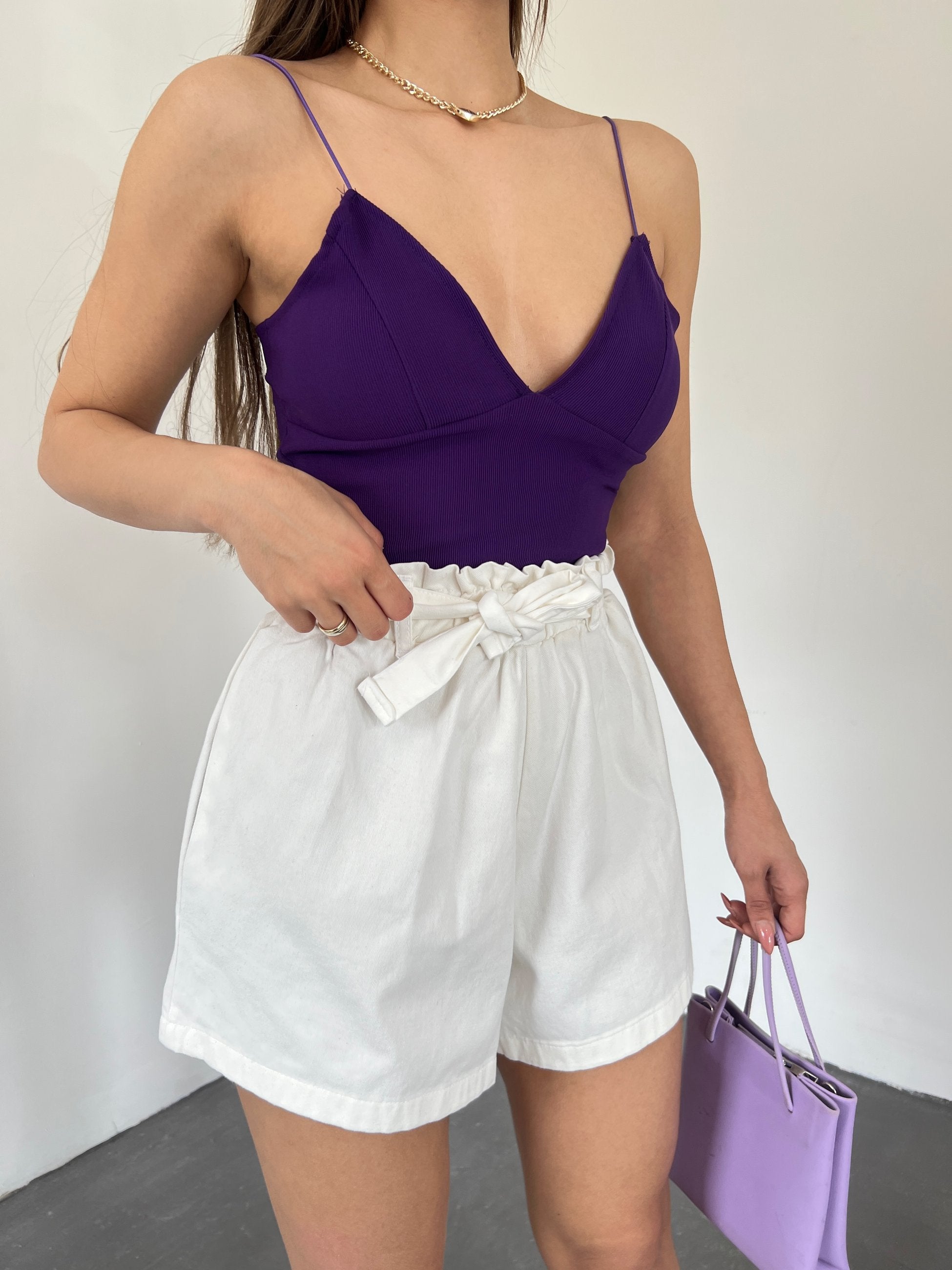 Rahat Kesim Beli Büzgülü Cepli Şort