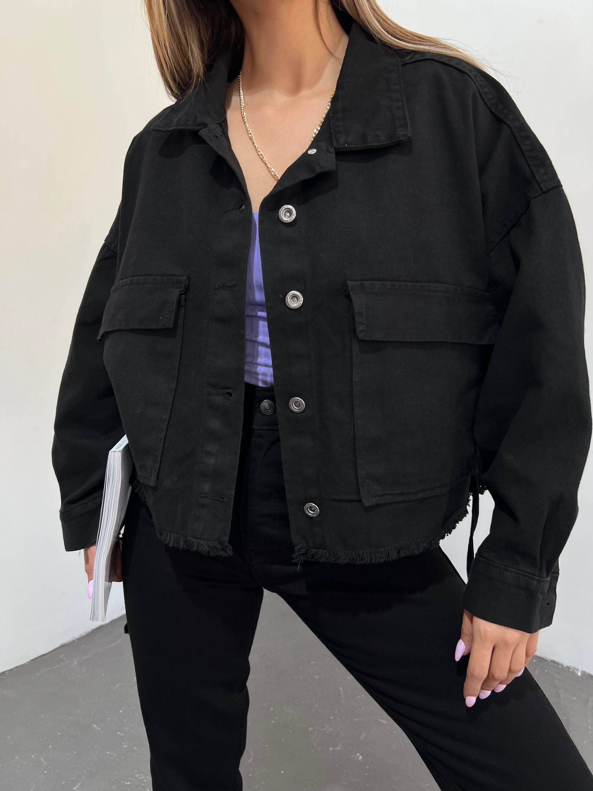 Geniş Cepli Oversize Püsküllü Denim Ceket