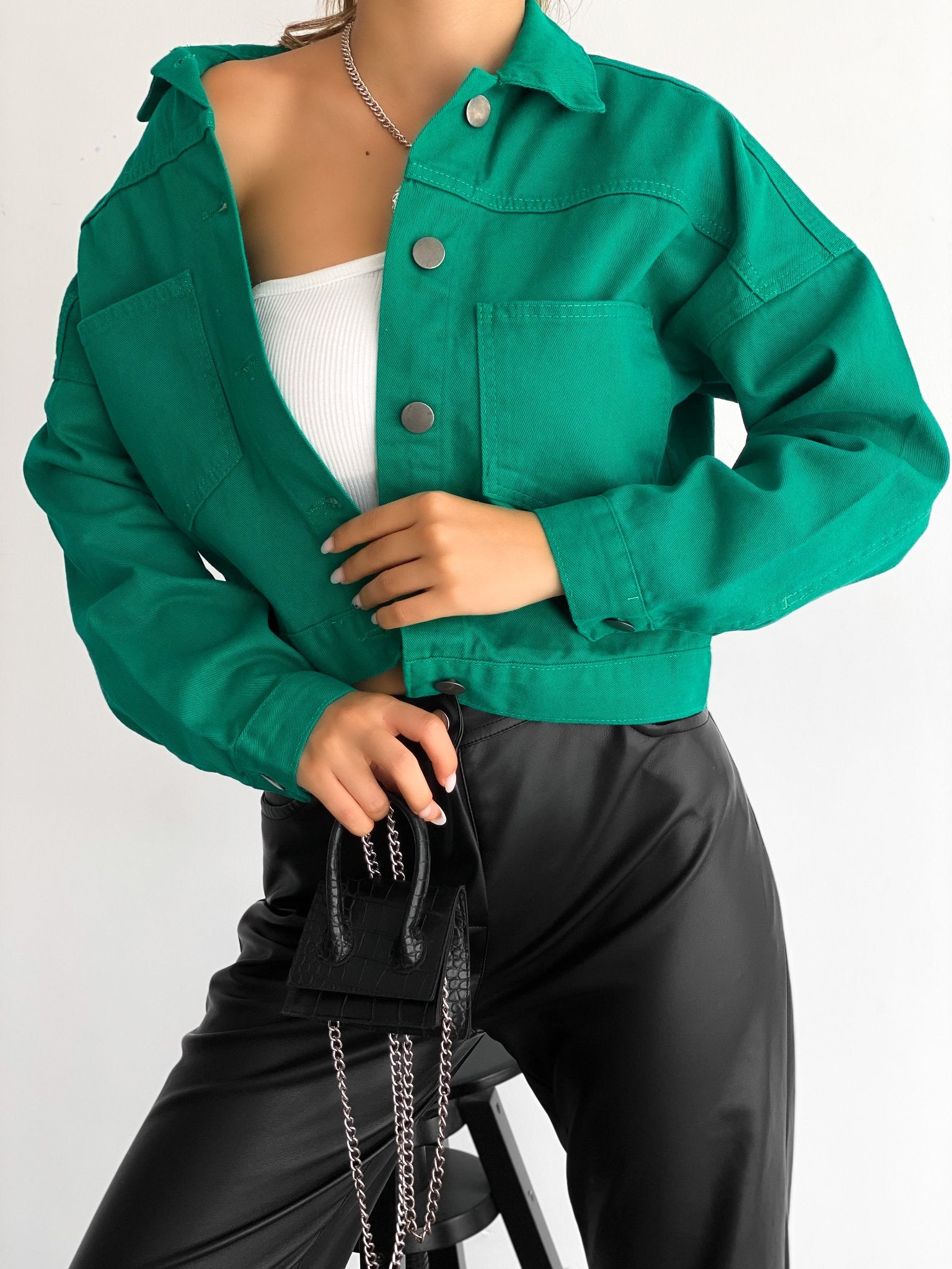Çift Cepli Denim Crop Ceket