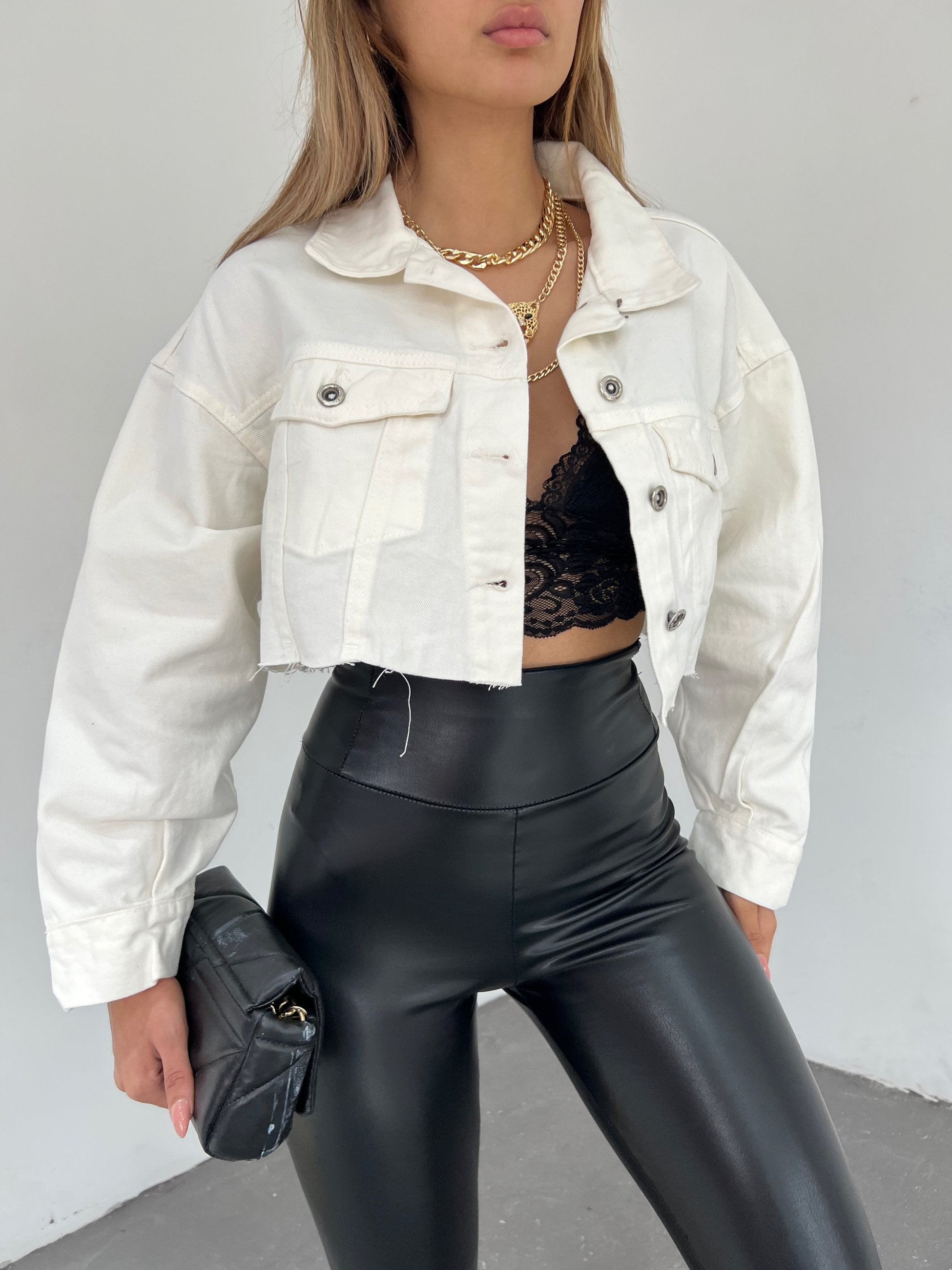 Çift Cepli Yıkamalı Crop Denim Ceket