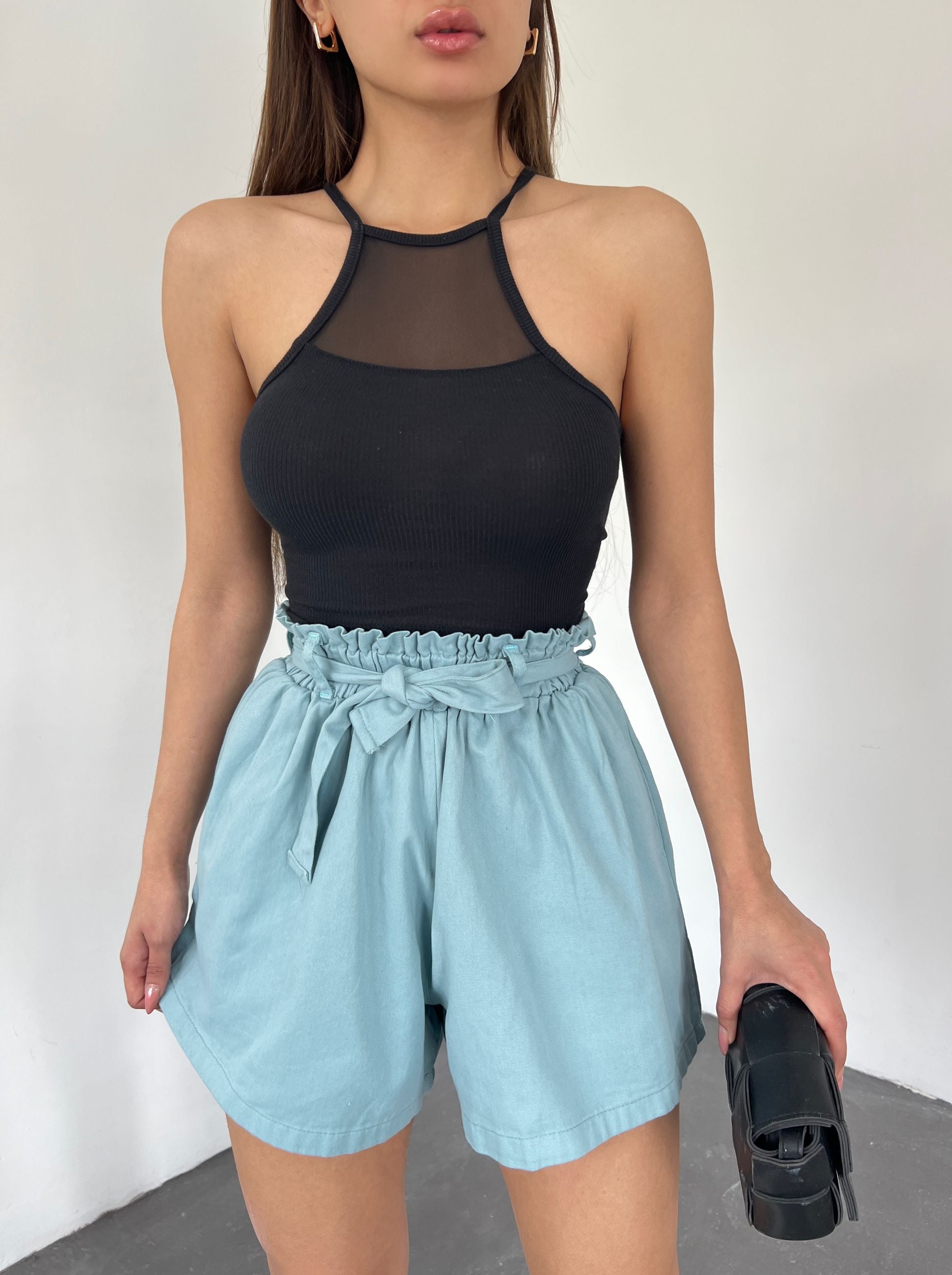 Rahat Kesim Beli Büzgülü Cepli Şort