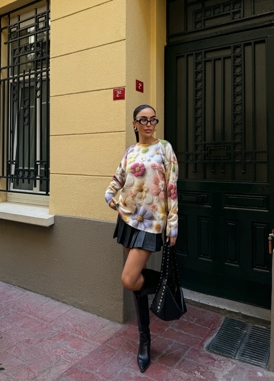 Bisiklet Yaka Desenli Triko Kazak