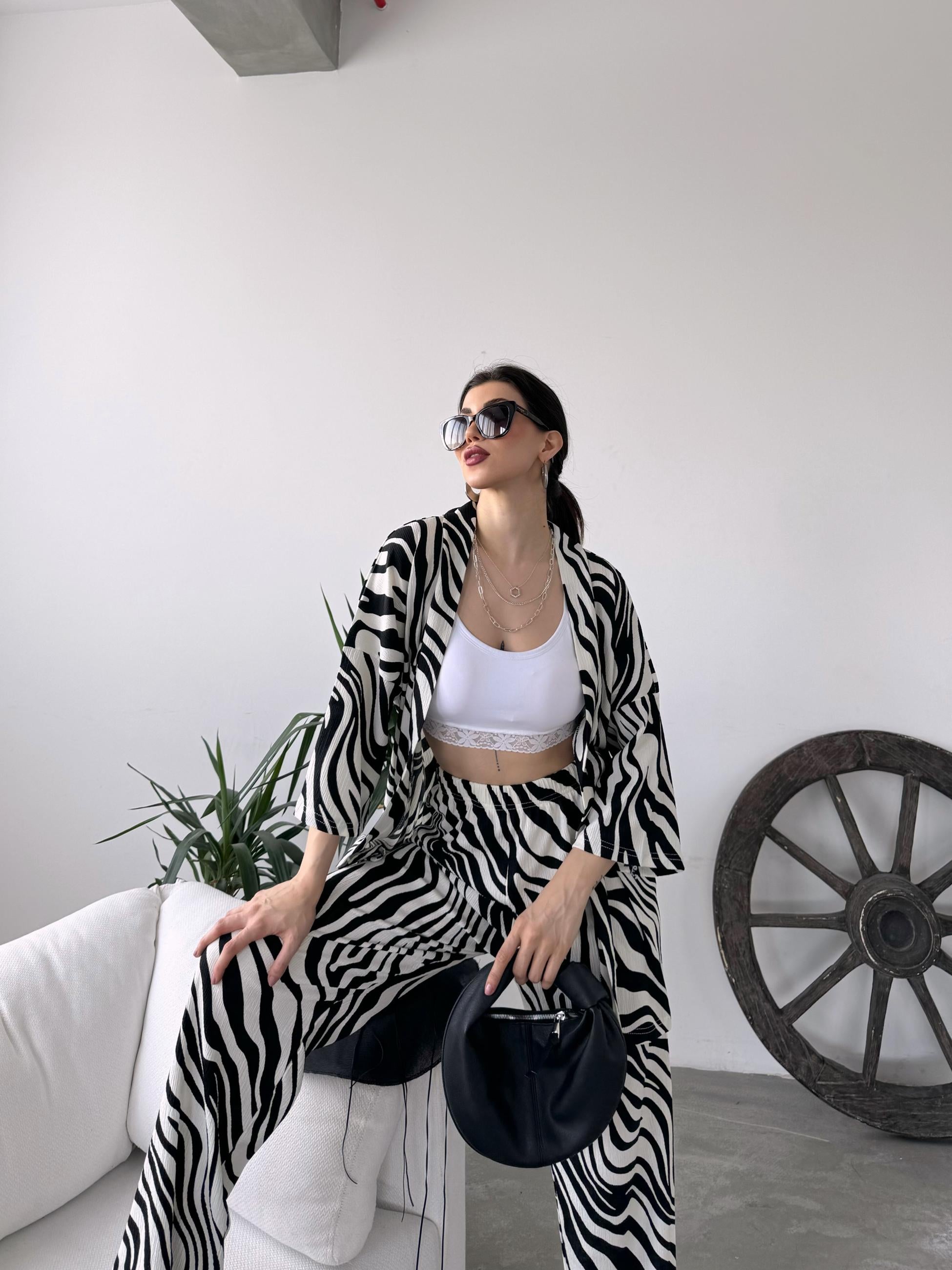 Desenli Kimono Ve Pantolon İkili Takım