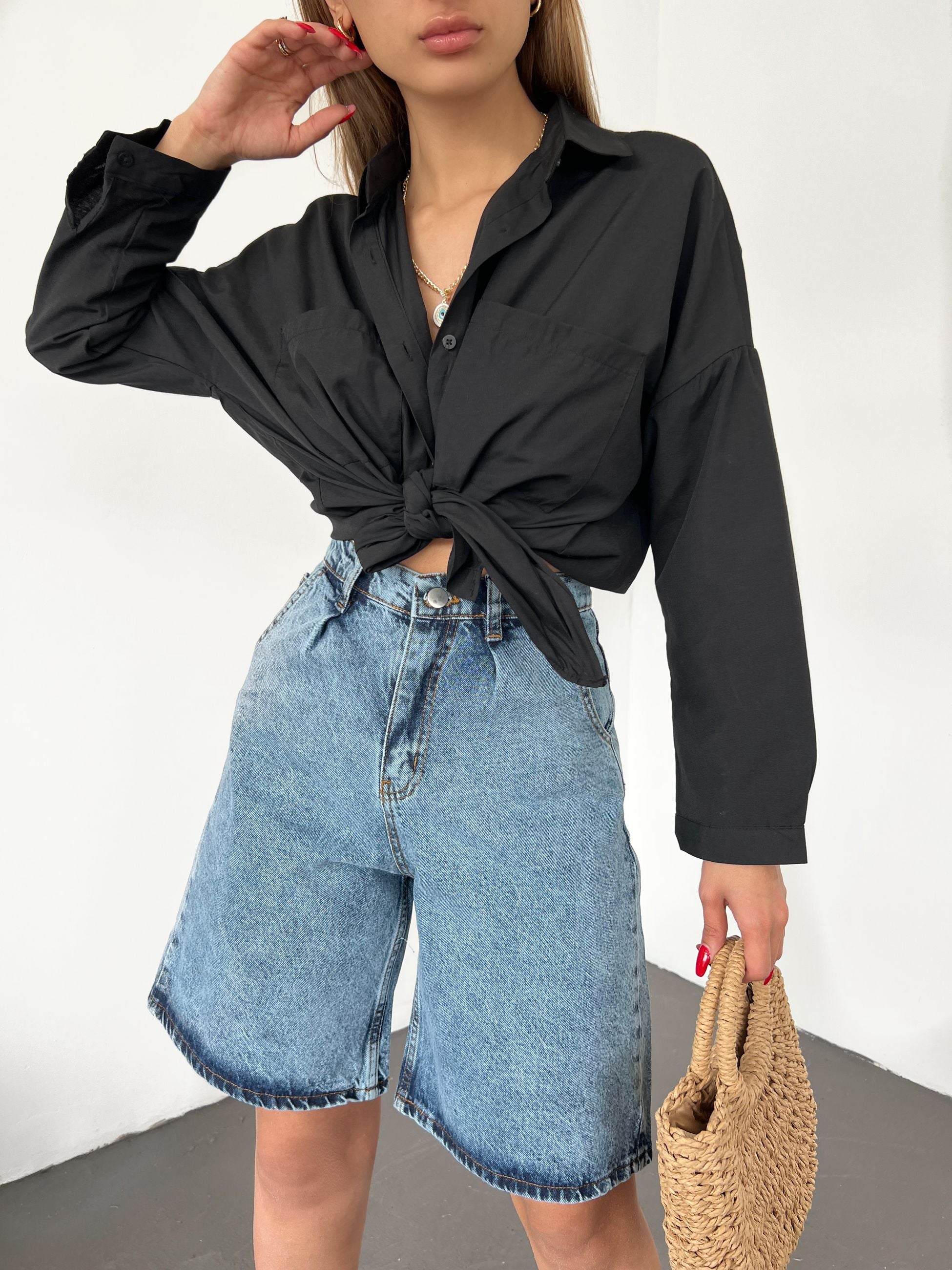 Çift Cepli Bermuda Denim Şort