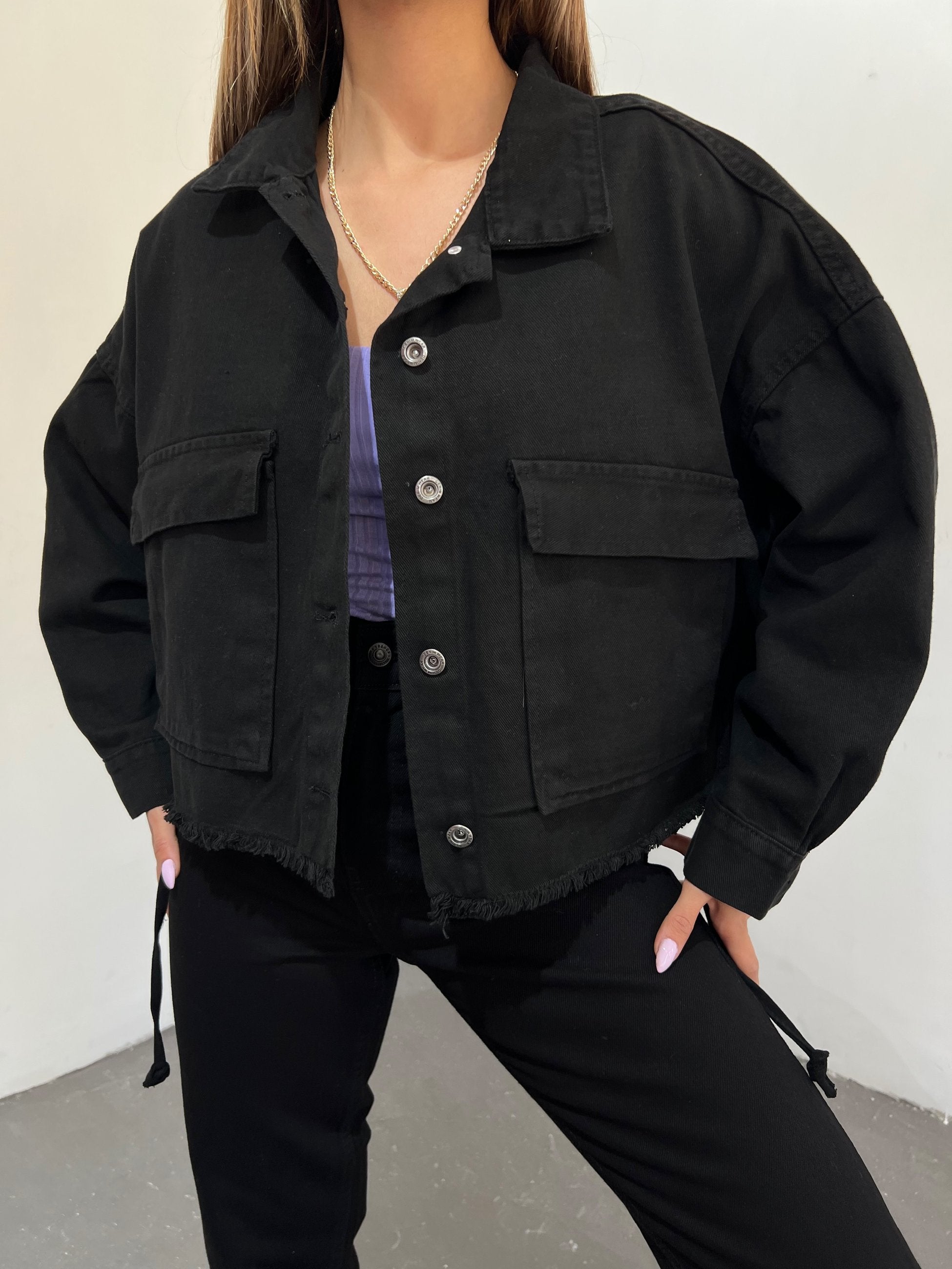 Geniş Cepli Oversize Püsküllü Denim Ceket
