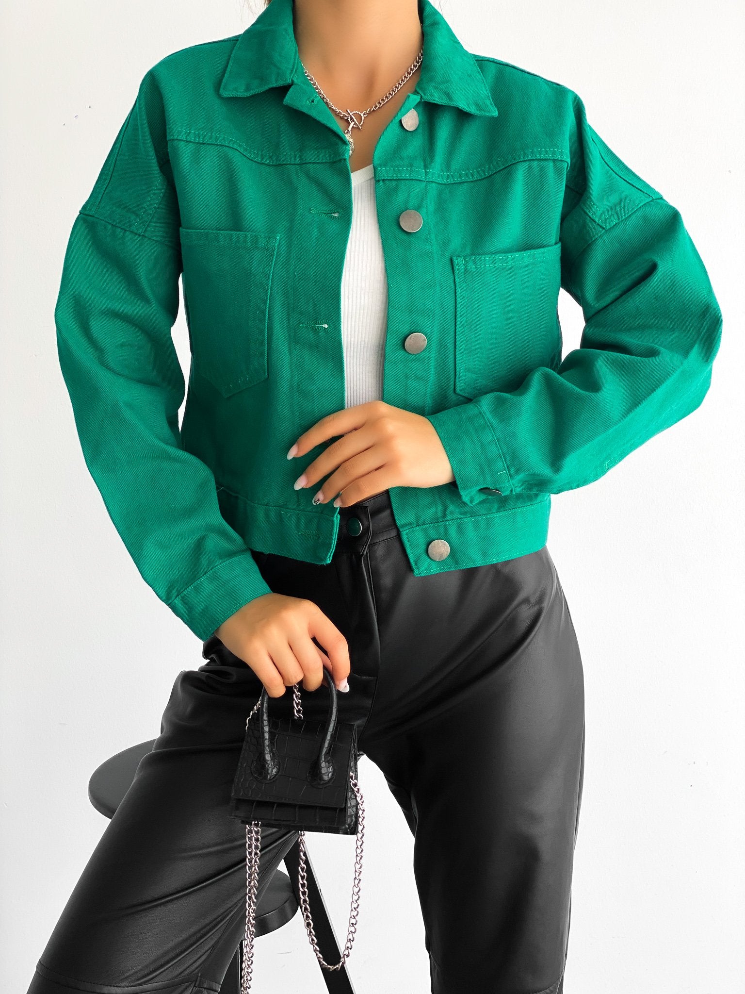 Çift Cepli Denim Crop Ceket
