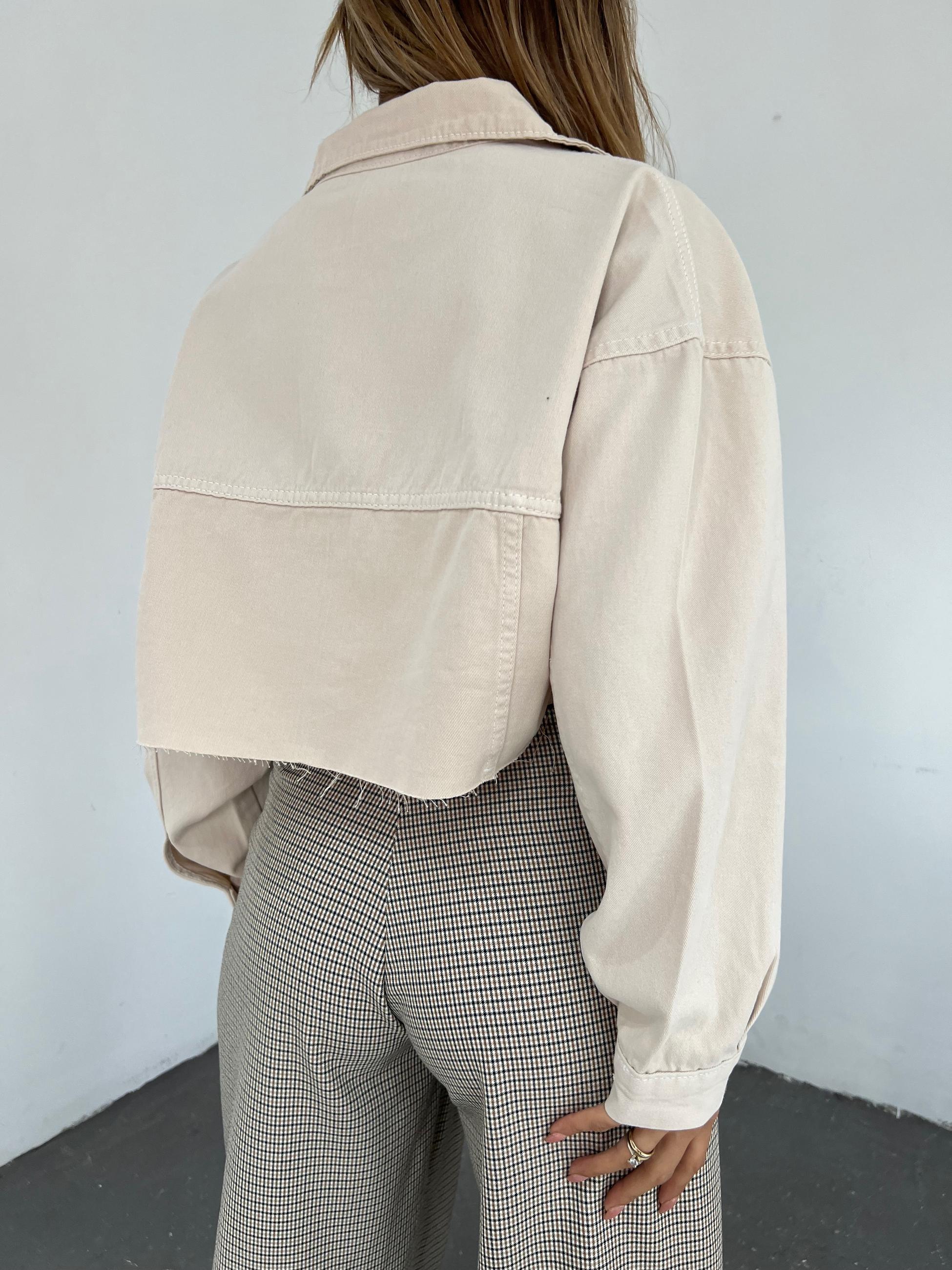 Çift Cepli Yıkamalı Crop Denim Ceket