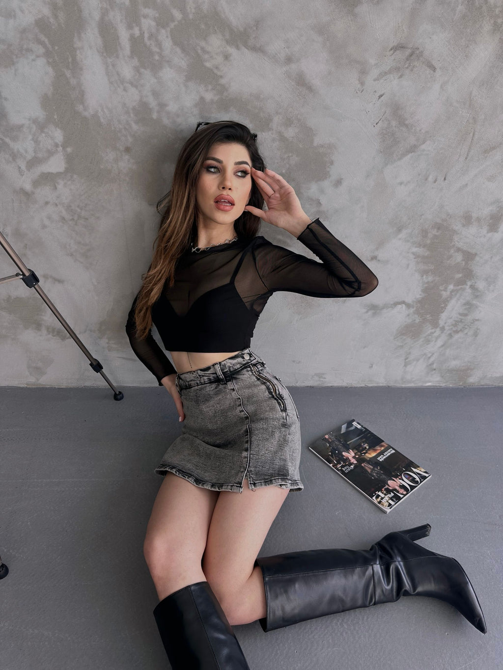 Yırtmaç Detaylı Denim Şort Etek