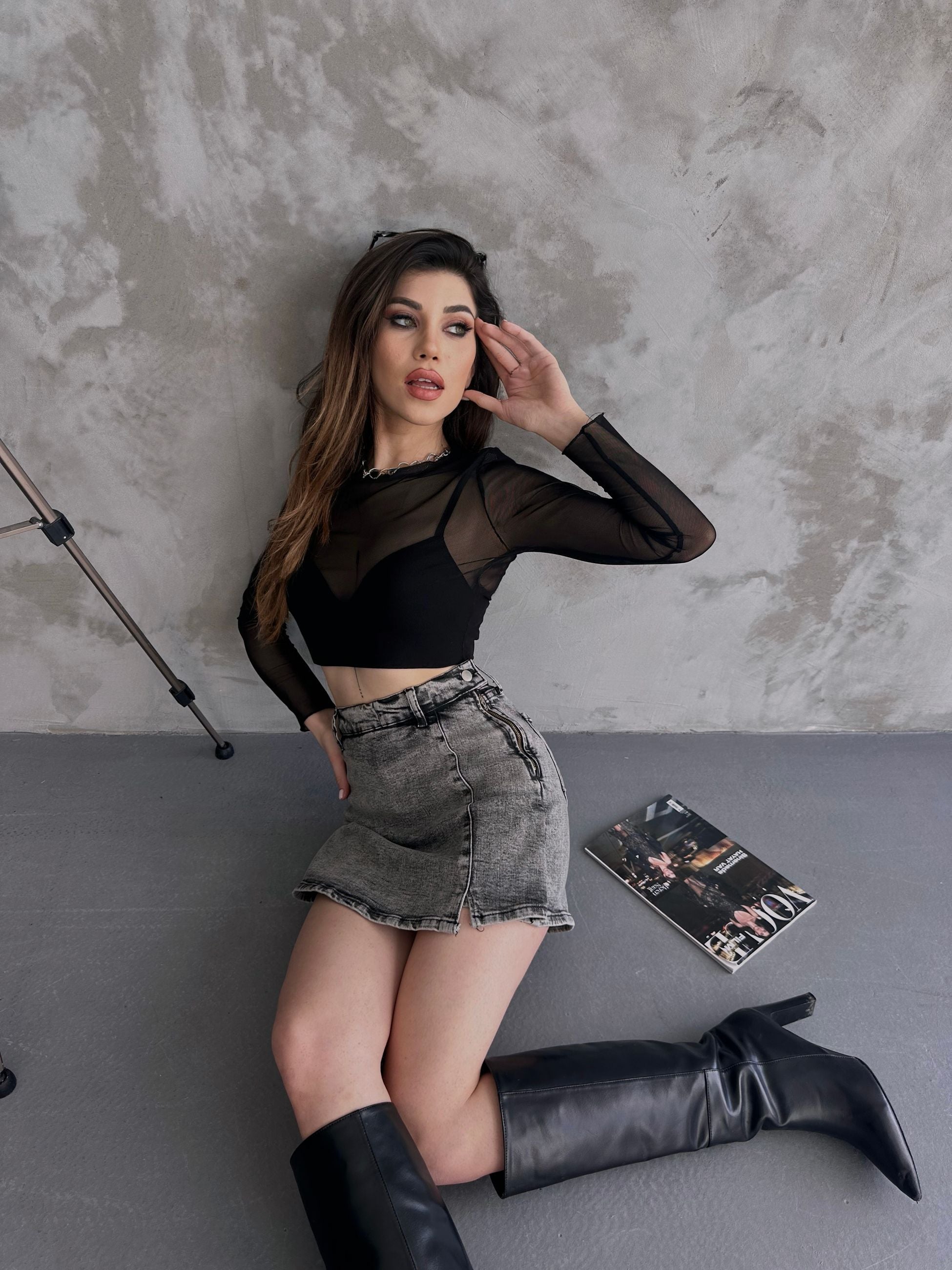 Yırtmaç Detaylı Denim Şort Etek