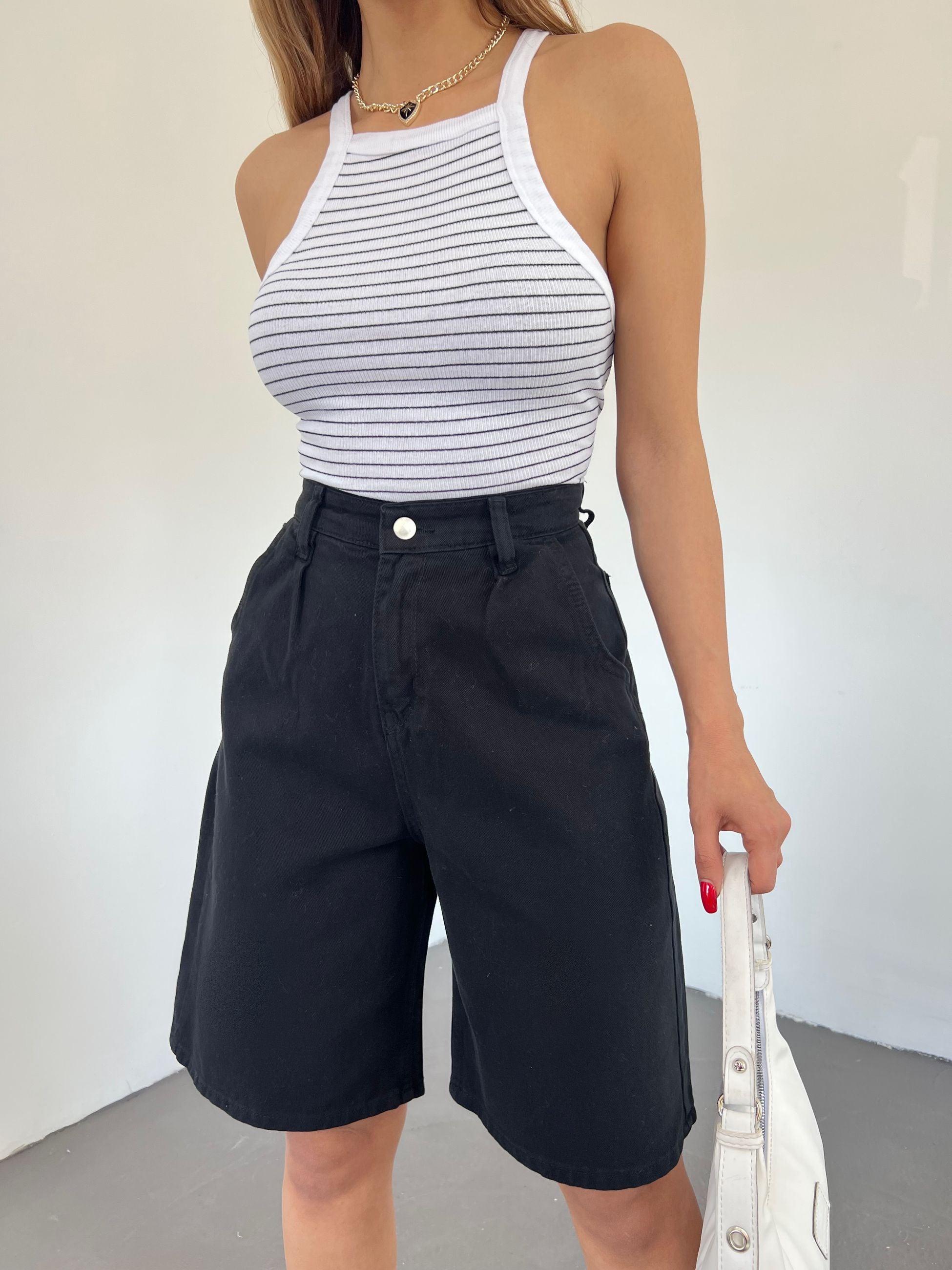 Çift Cepli Bermuda Denim Şort