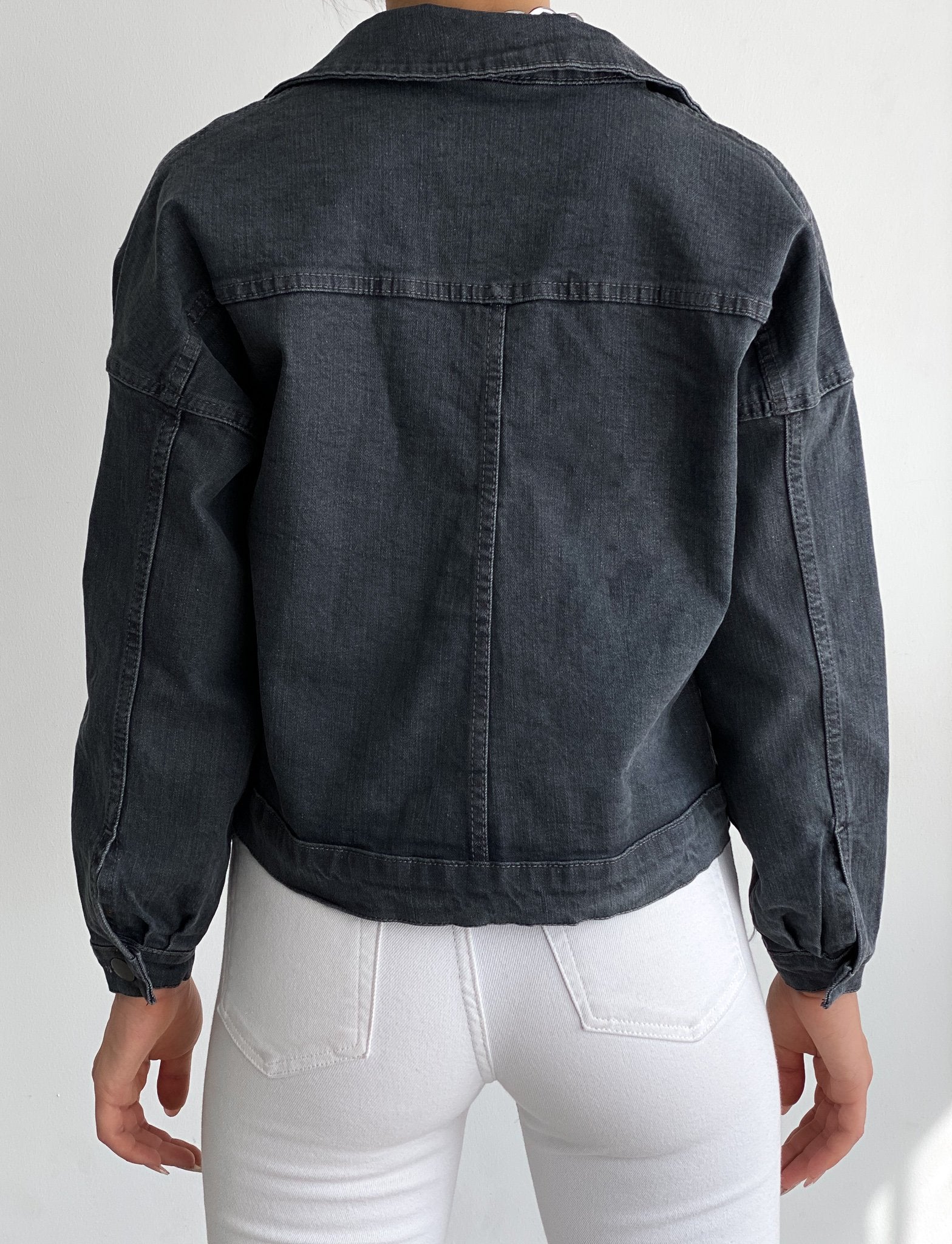 Çift Cepli Denim Crop Ceket
