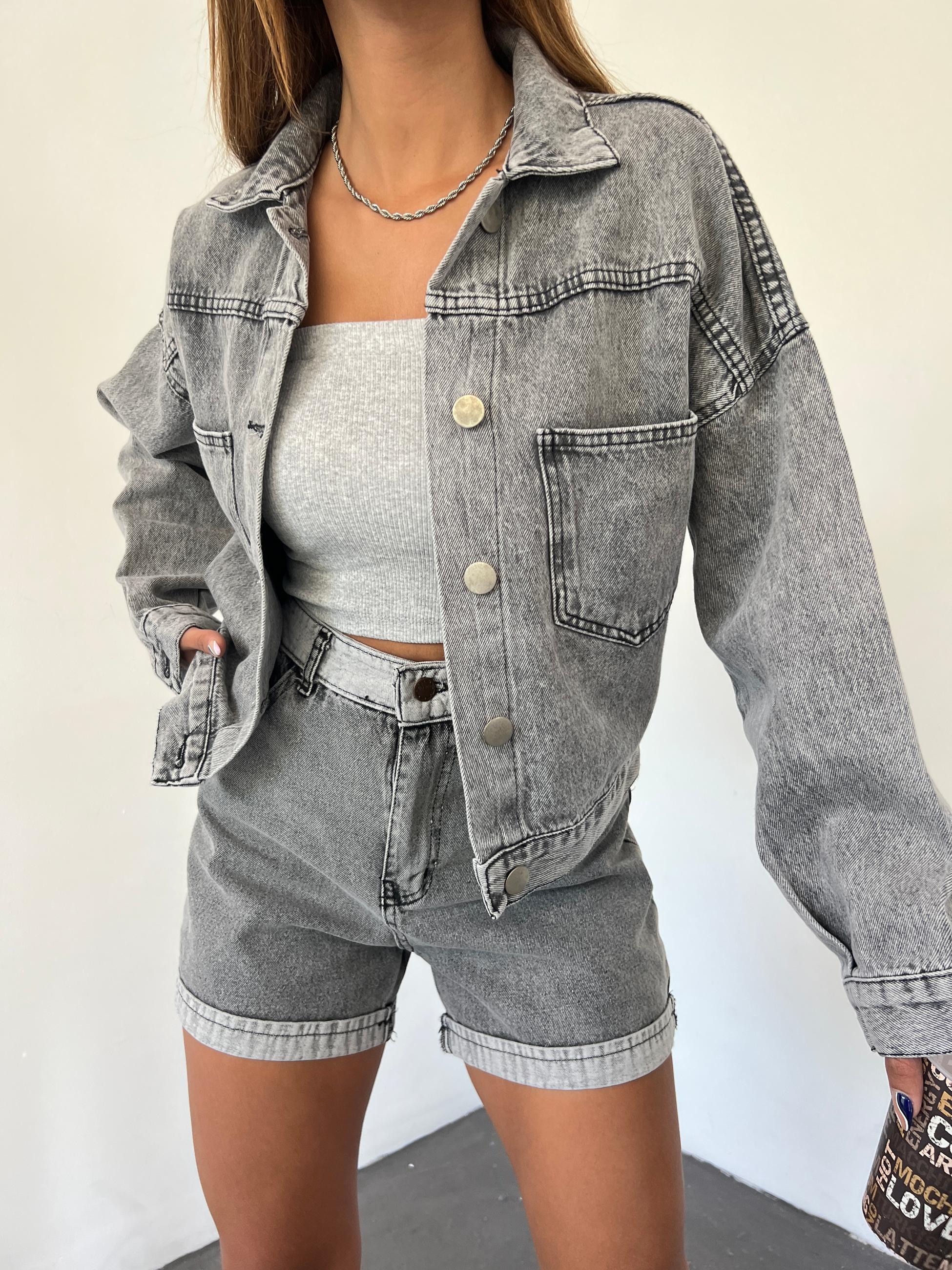 Çift Cepli Denim Crop Ceket