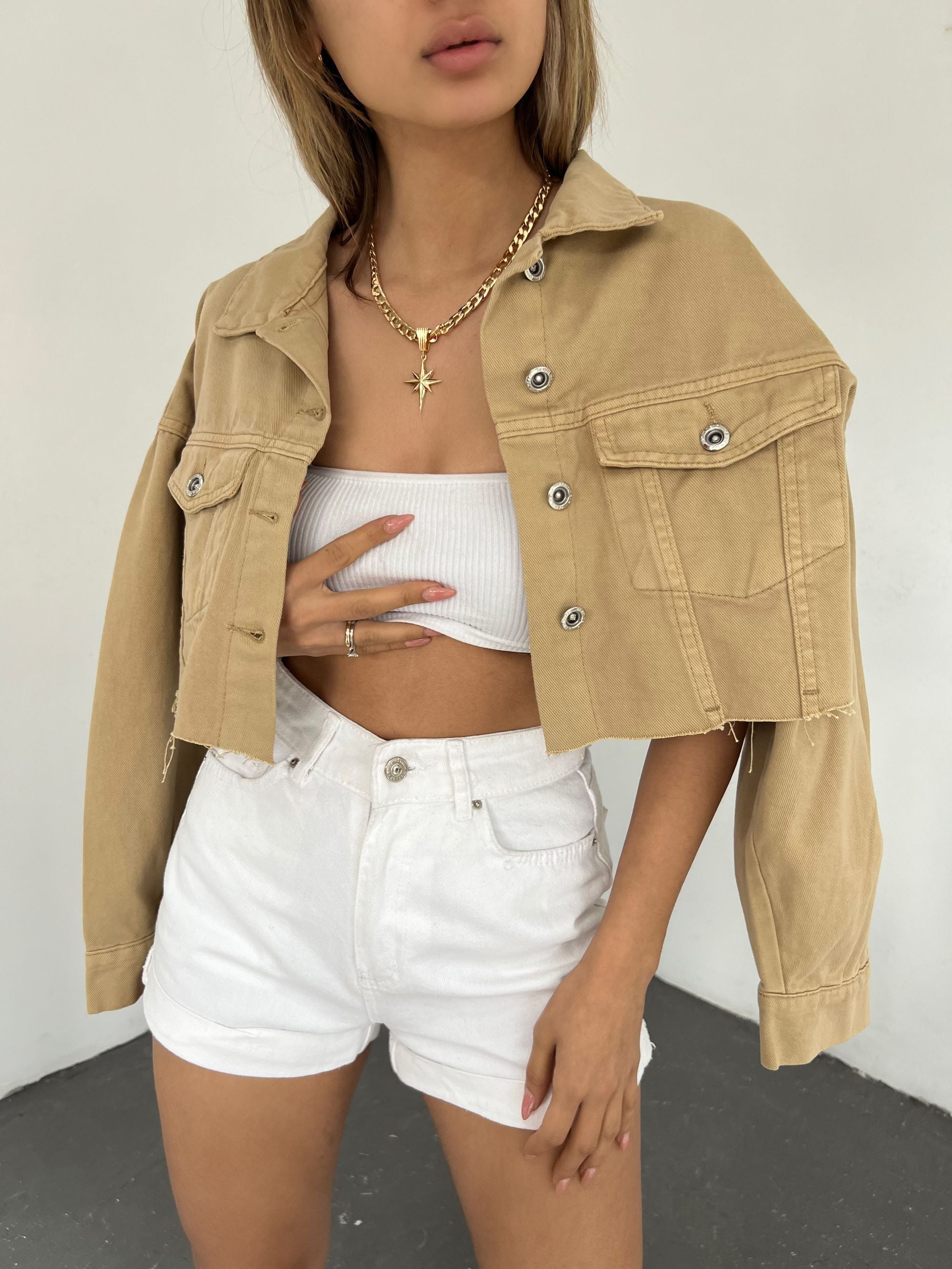 Çift Cepli Yıkamalı Crop Denim Ceket