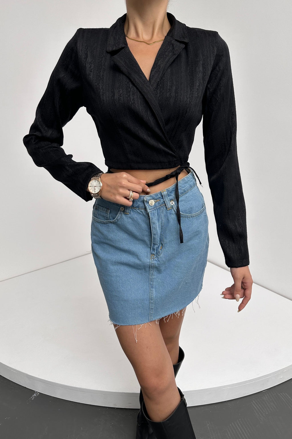 Gömlek Yaka Beli Bağlamalı Crop Bluz