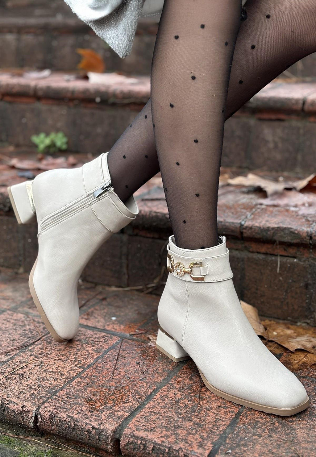 Terci Bej Cilt Topuklu Bot - Bej